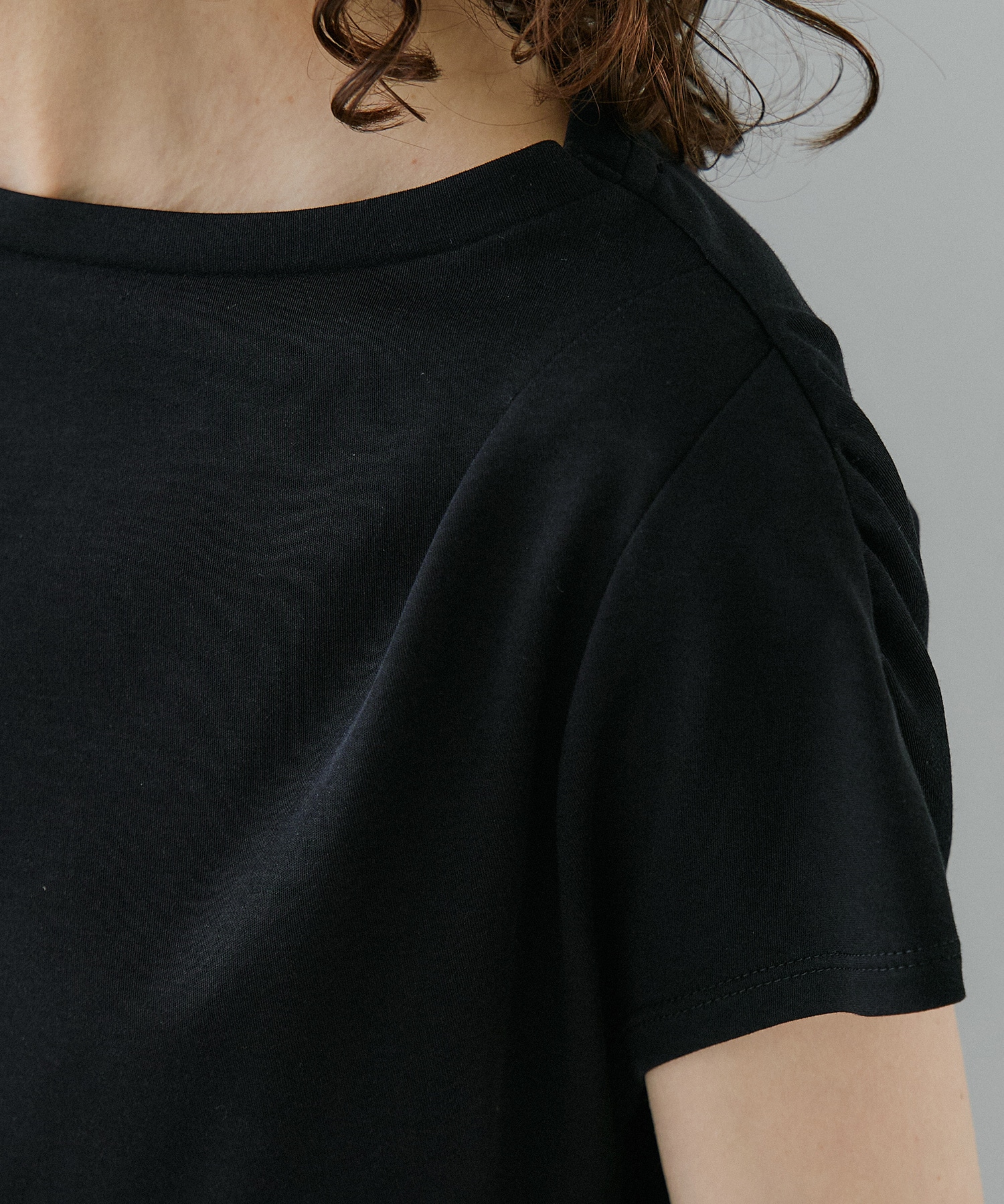 One Shoulder  T-Shirt RITAN