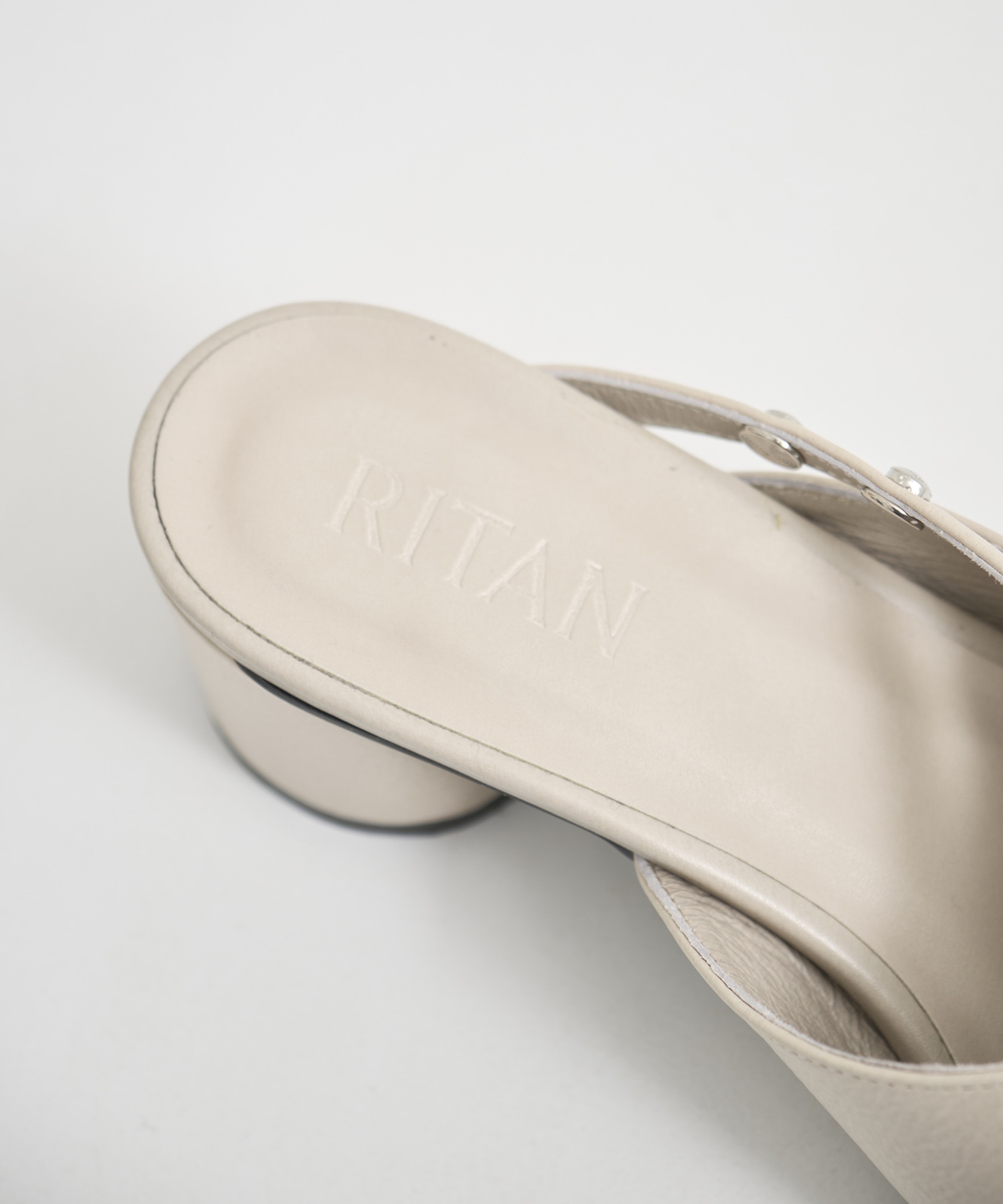 Asym Round Sandal RITAN