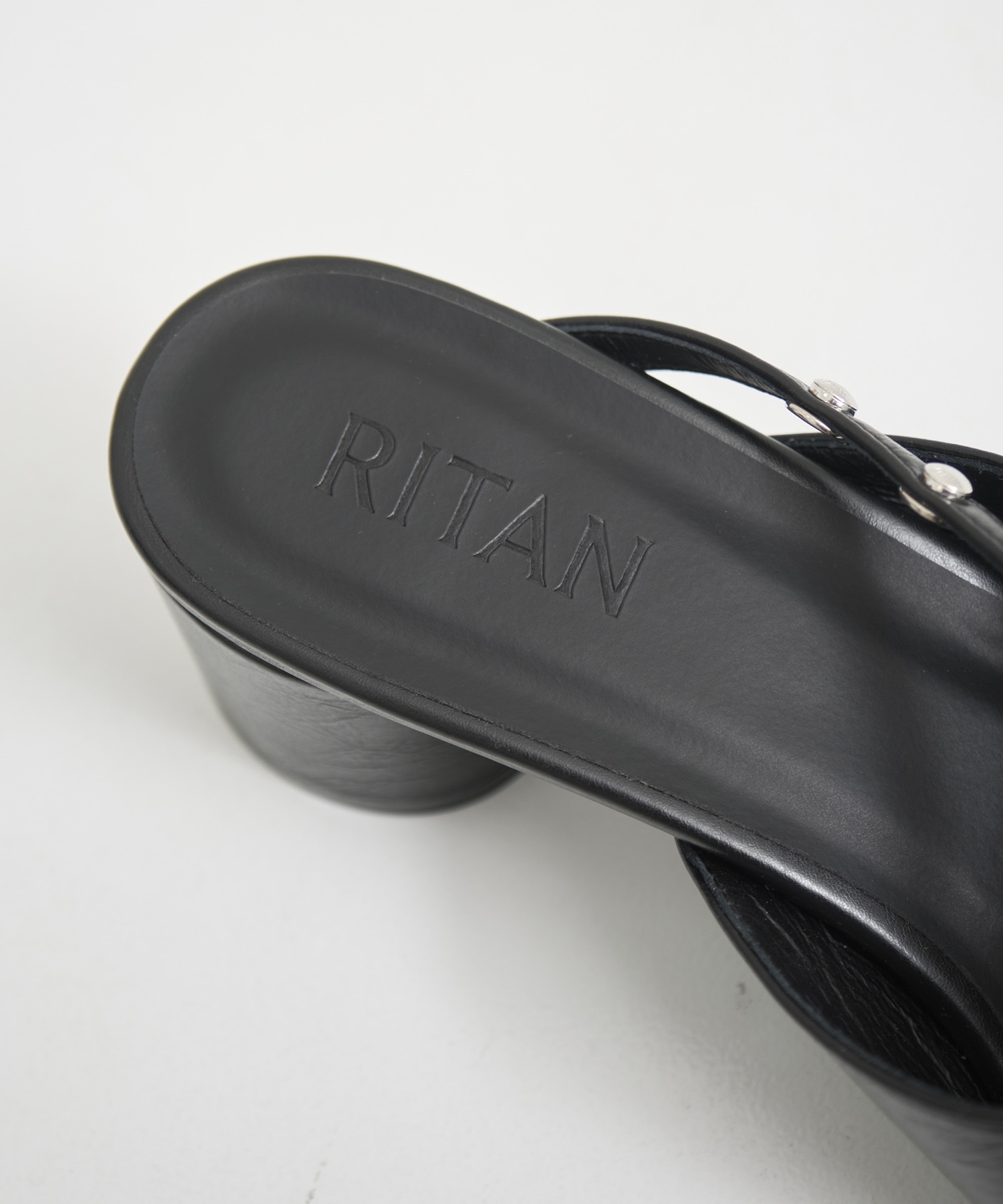 Asym Round Sandal RITAN