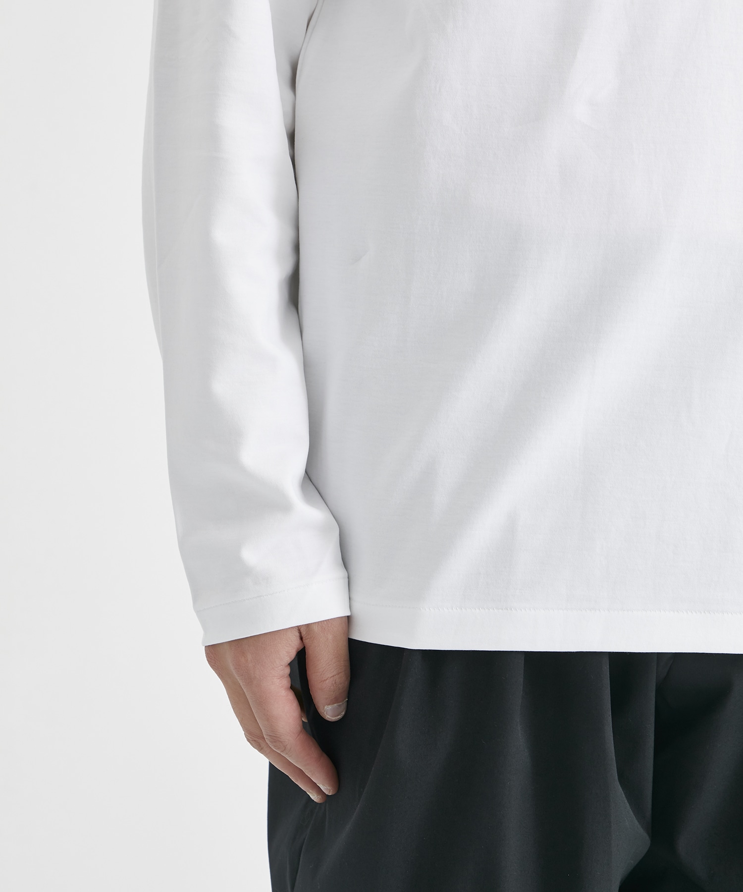 DOUBLE FACE L/S TEE(1 WHITE): ATTACHMENT: MEN｜THE TOKYO ONLINE STORE