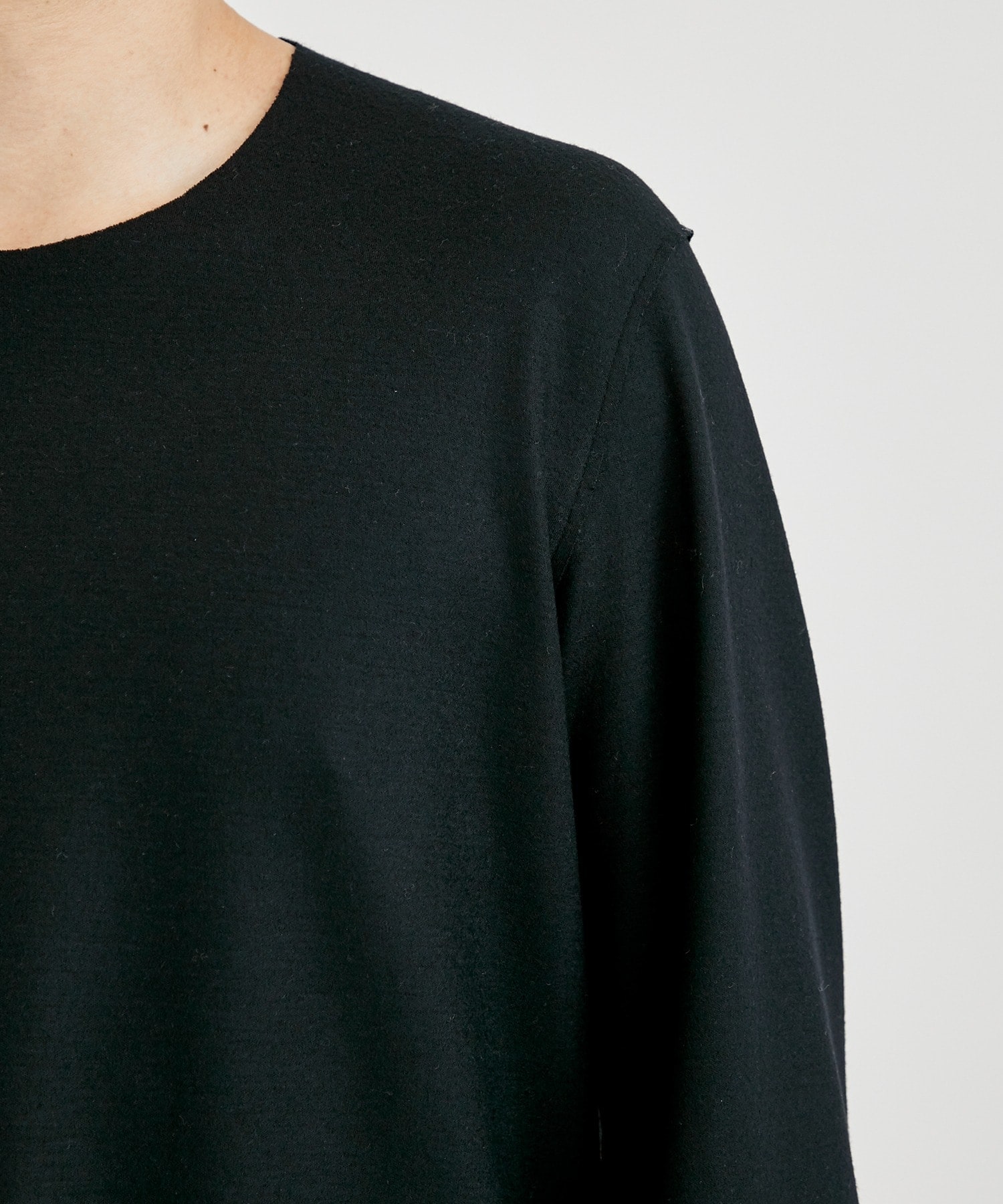 WO SMOOTH CUT OFF L/S TEE ATTACHMENT
