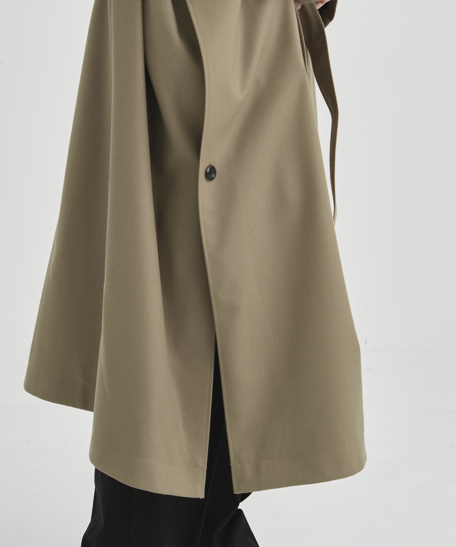 THE TRENCH PONCHO(FREE BEIGE): THE RERACS: MEN｜THE TOKYO ONLINE STORE