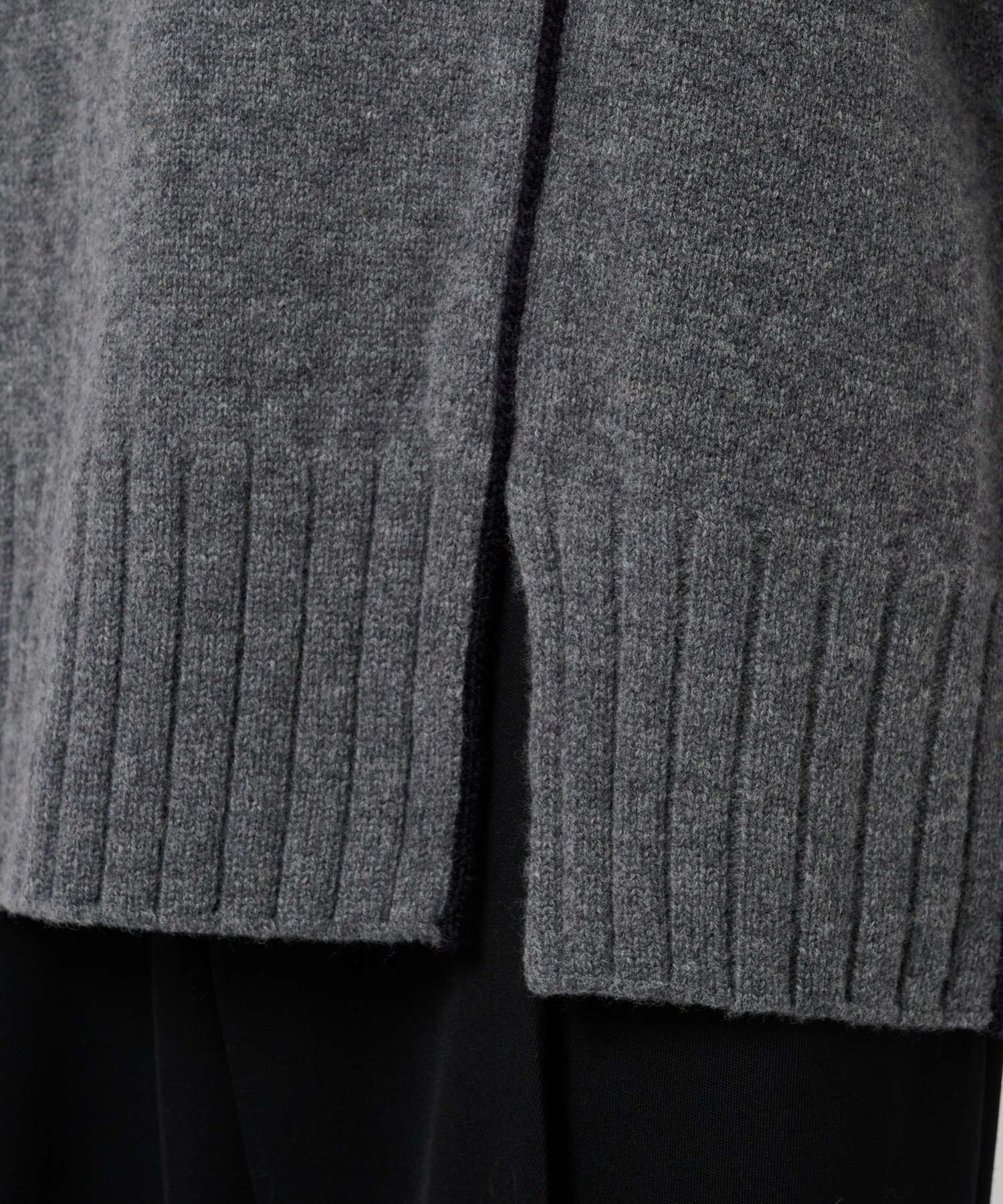 Turtle Neck Knit UJOH HOMME