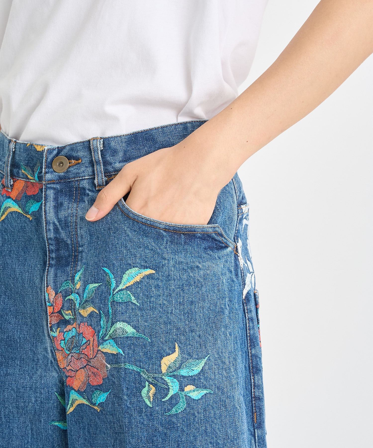 Flower Pattern Denim Wide Pants BED J.W. FORD