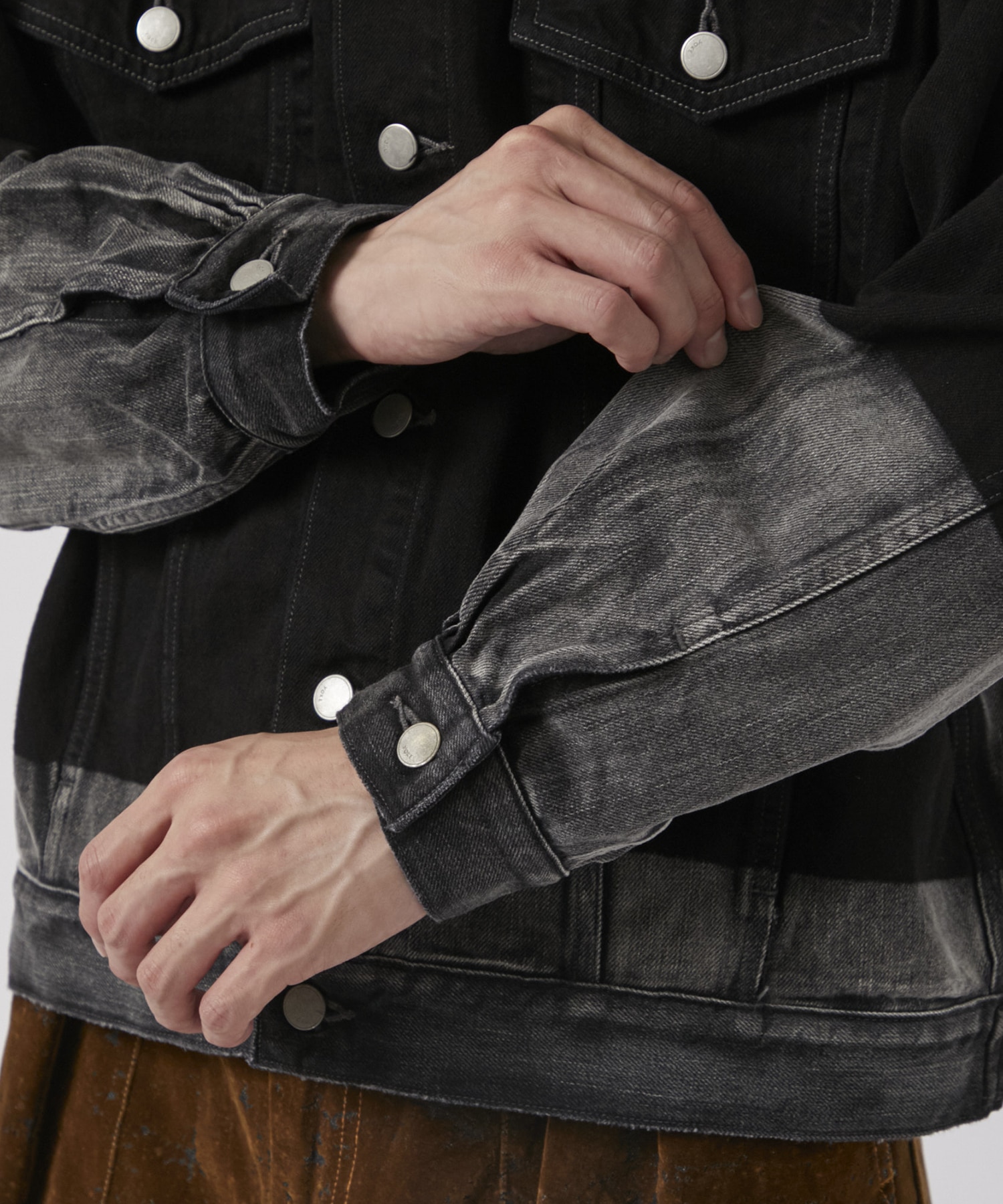 LASER PROCESSED DENIM TRUCKER JACKET YOKE