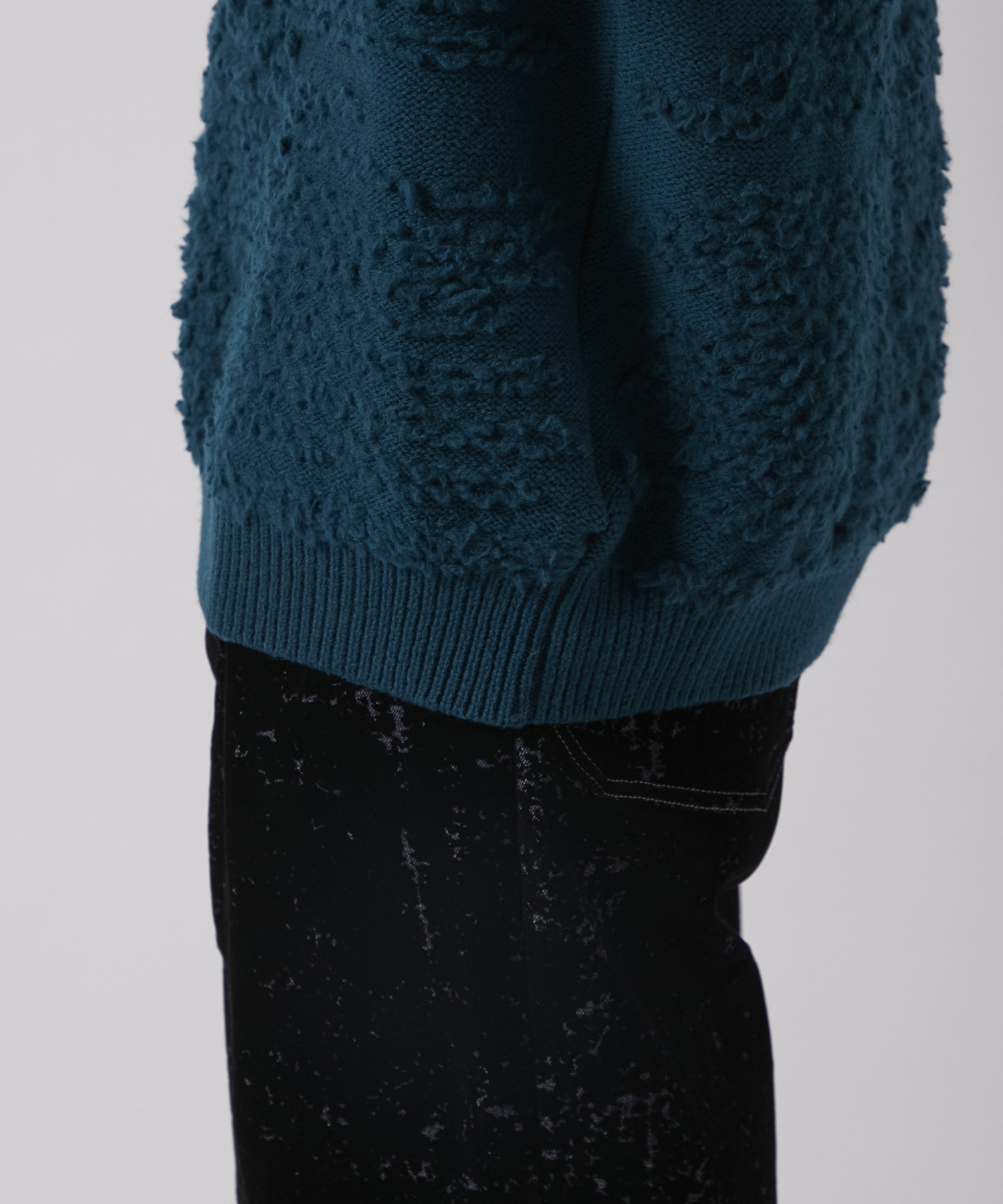 CREWNECK SWEATER YOKE