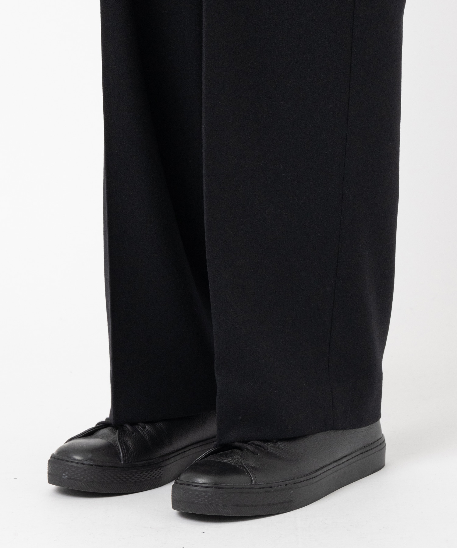 DOUBLE PLEATED TROUSERS MARKAWARE