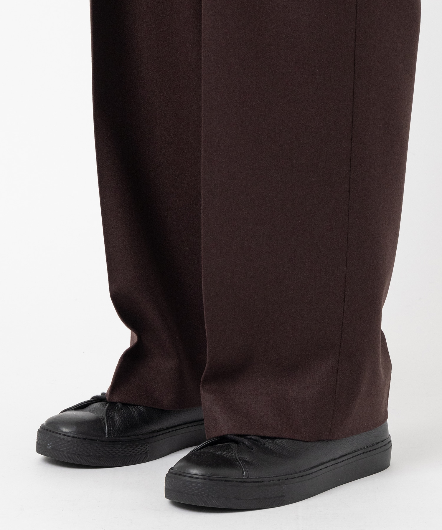 DOUBLE PLEATED TROUSERS MARKAWARE