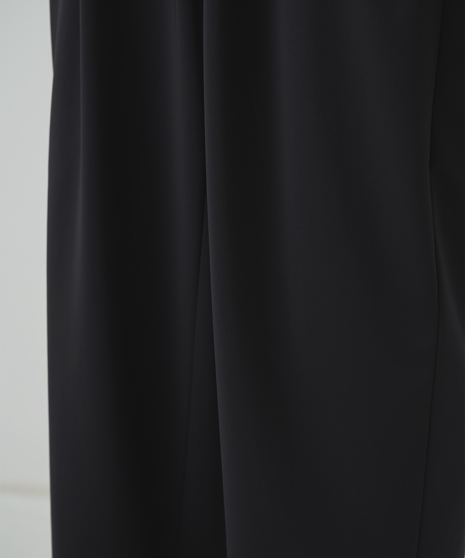 MATTE WASHABLE HIGH FUNCTION JERSEY WIDE TAPERED PANTS THE TOKYO