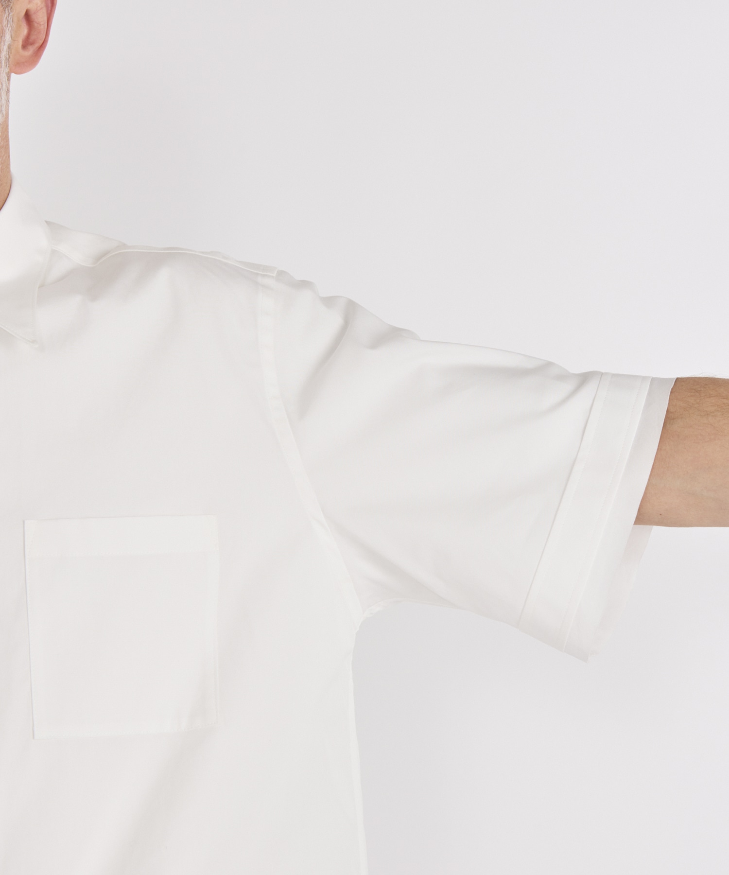 【イレニサ】REGULAR COLLAR SHORT-SLEEVED SHIRT IRENISA