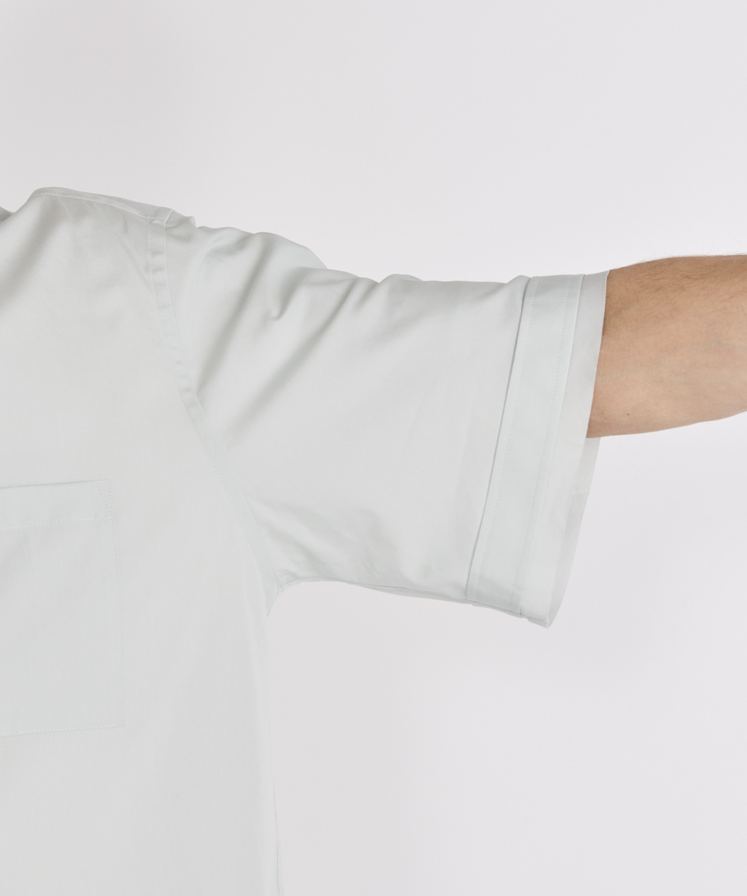 【イレニサ】REGULAR COLLAR SHORT-SLEEVED SHIRT IRENISA