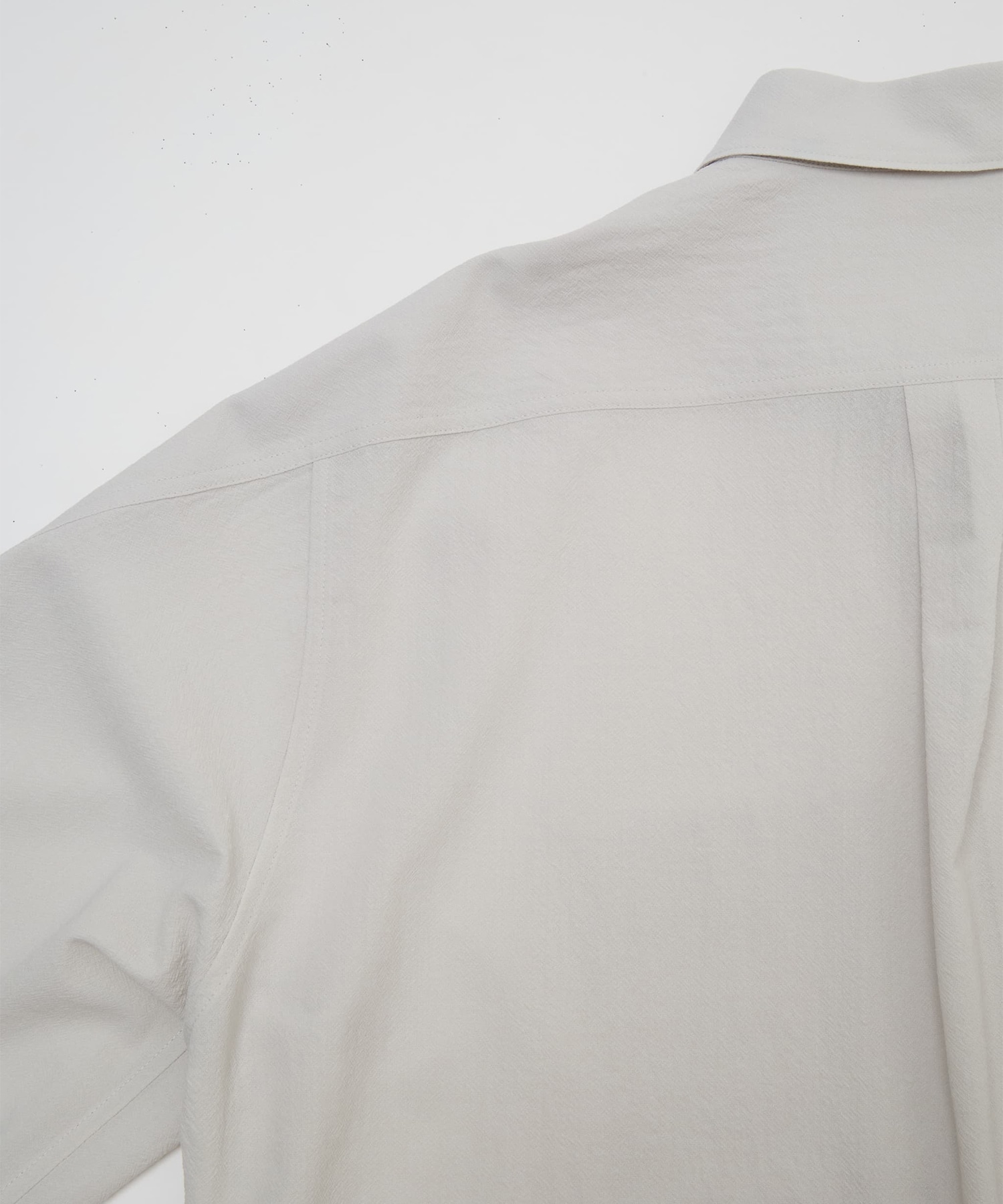 【イレニサ】EXTENDED YOKE PULLOVER SHIRT IRENISA