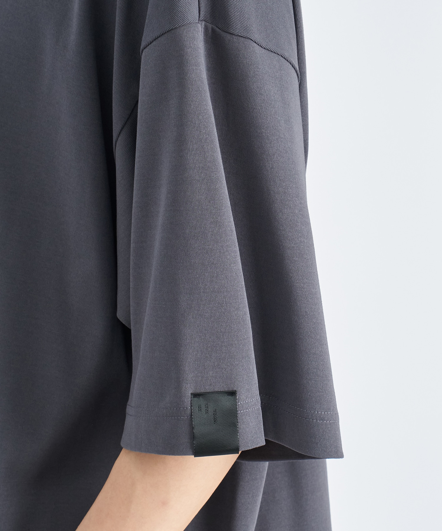 2251-CS51-019 S/S TEE N.HOOLYWOOD