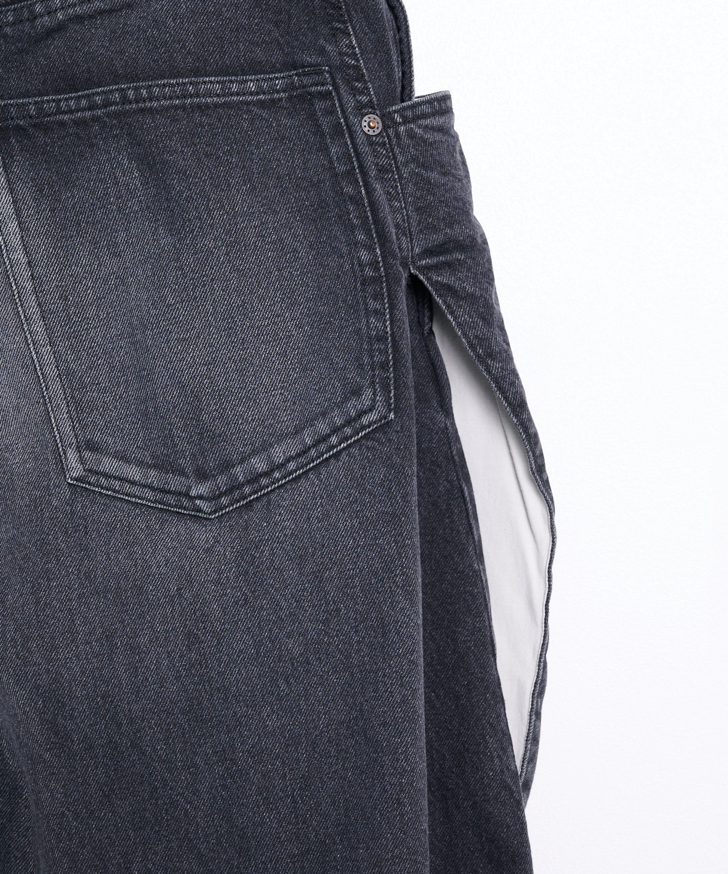 26fw-p-08 3D cutting denim pants KHOKI