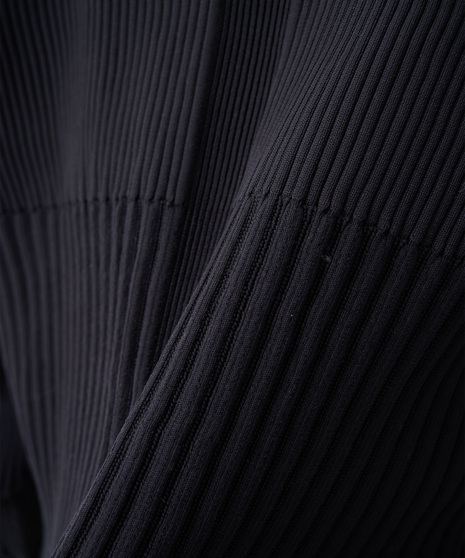 【シーエフシーエル】CF012KC207JP00 FLUTED SHIRT COLLAR BLOUSON CFCL