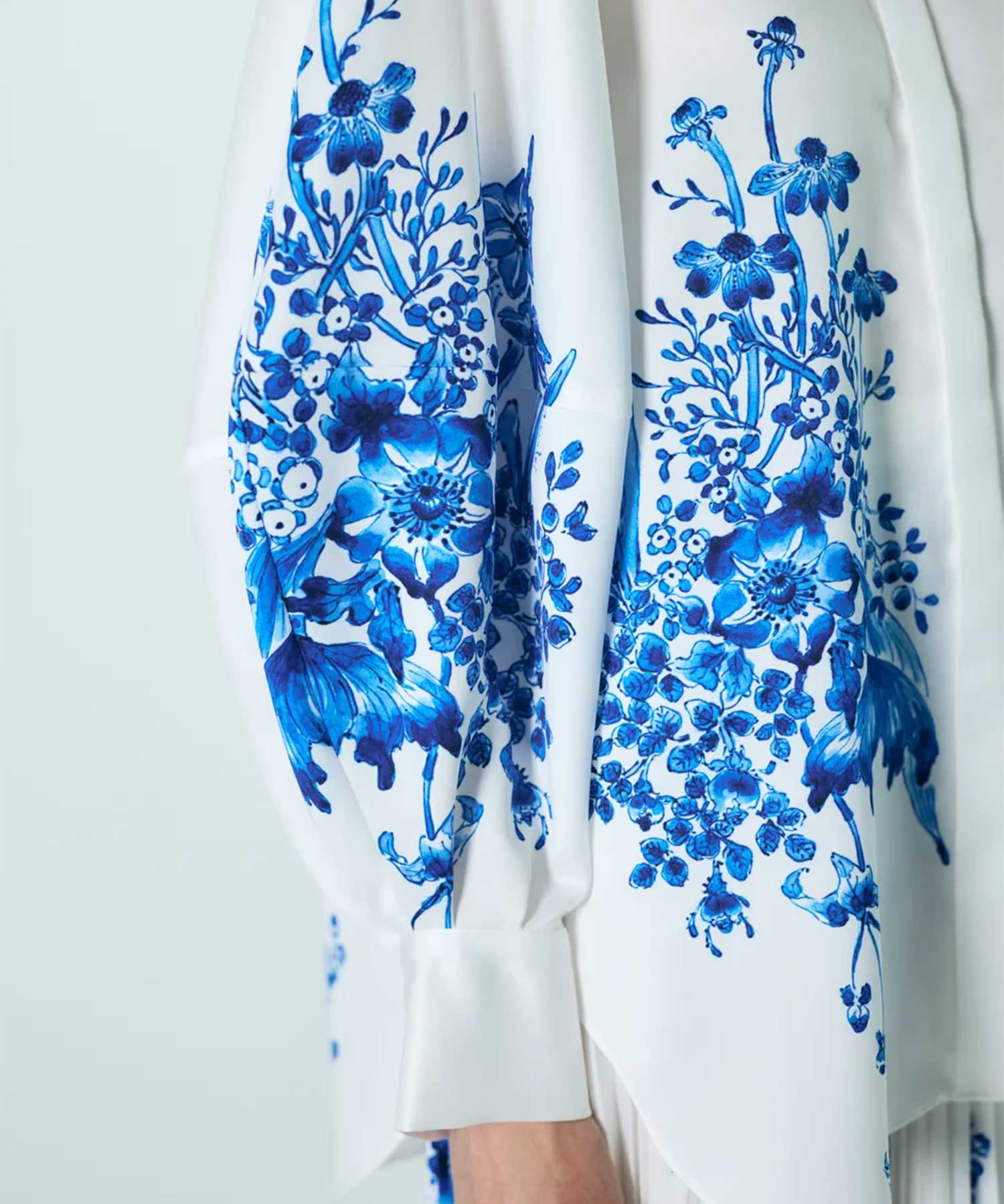 CIRCLE DORAPE SHIRT ENFOLD