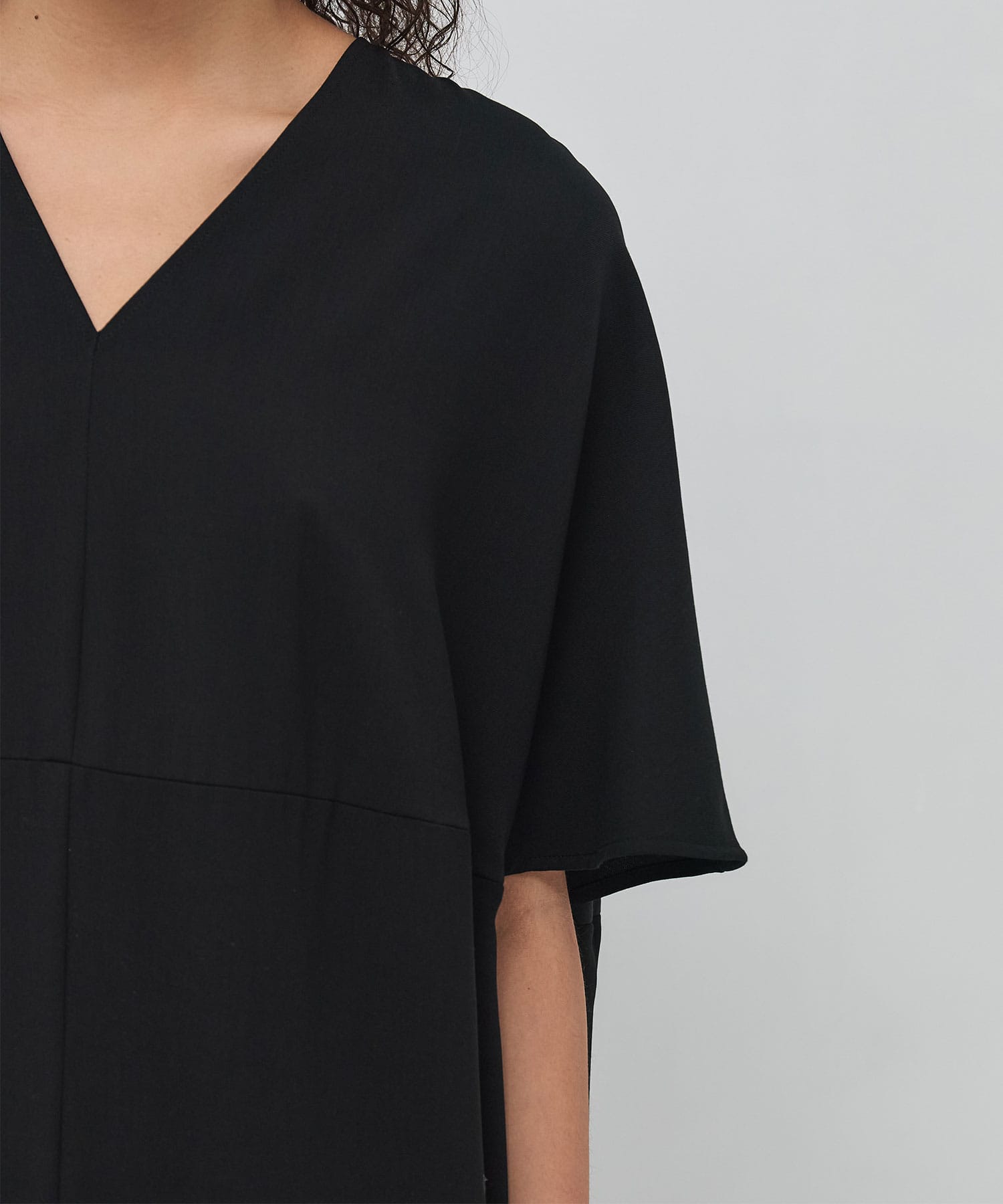 Aura dress BK AKIRANAKA