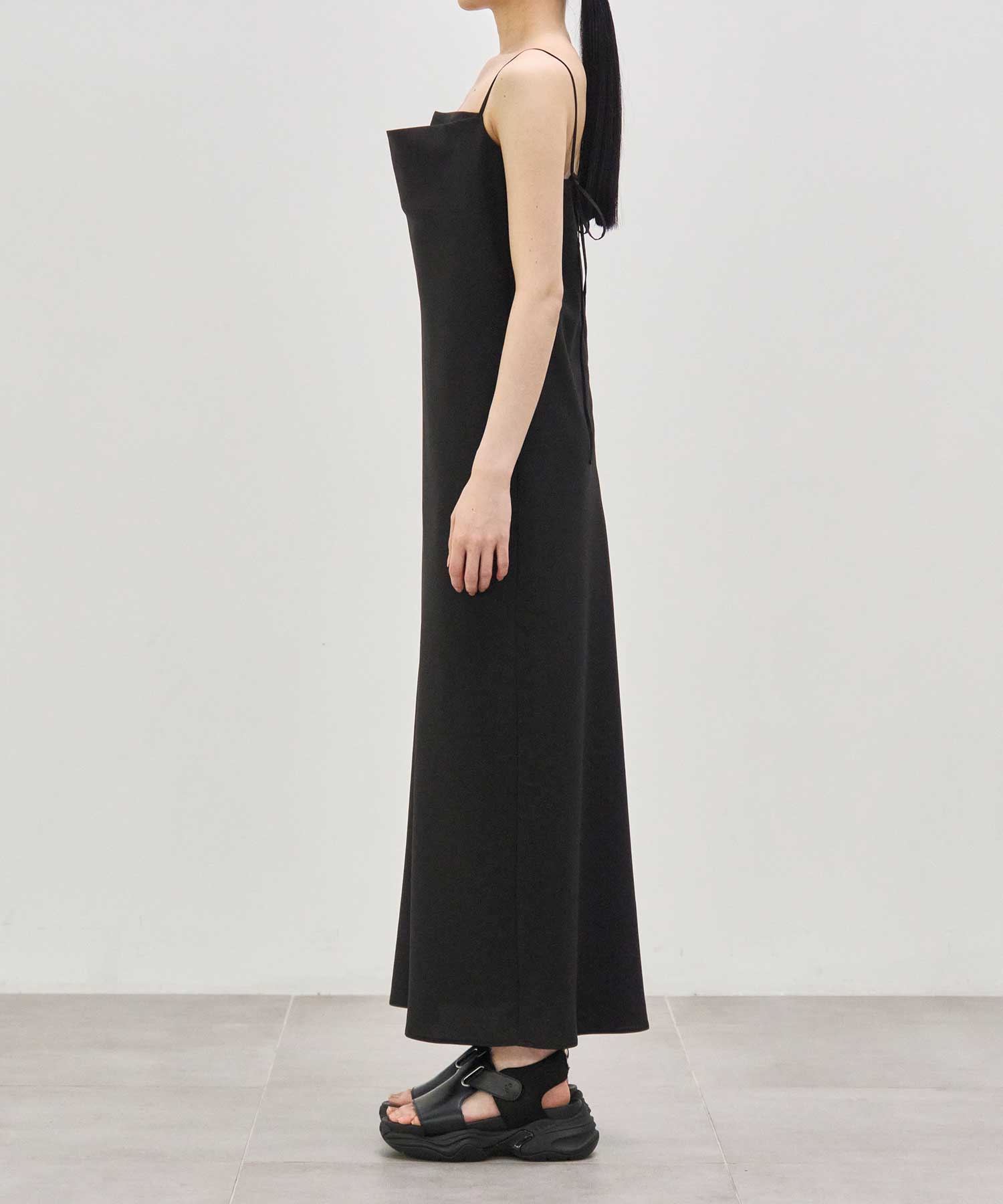 【WEB限定】shoulder strap dress Louren