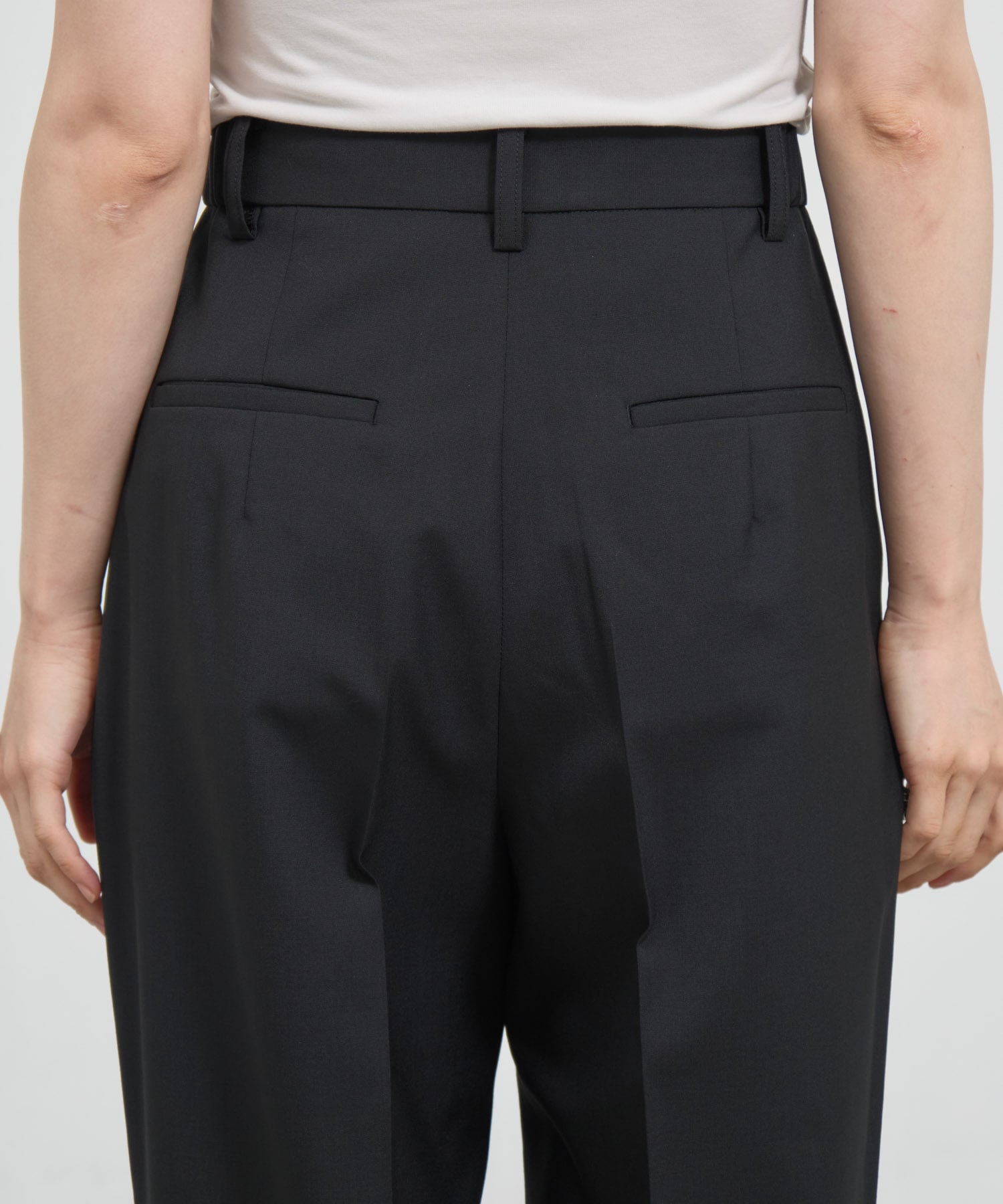 Waist Tuck Pants THE TOKYO