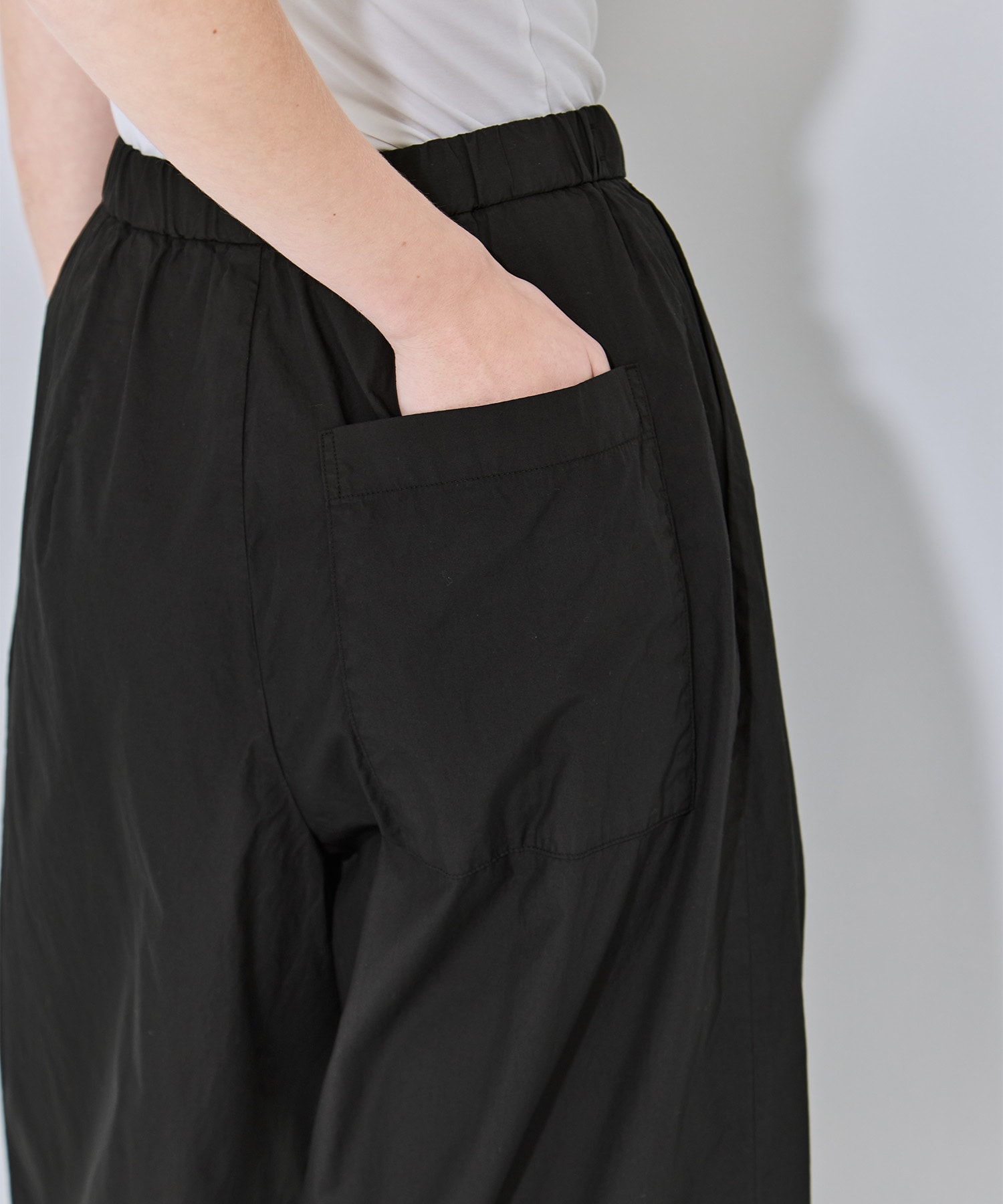 NATURAL DYED COTTON LAWN TWO TUCKED PANTS ATON
