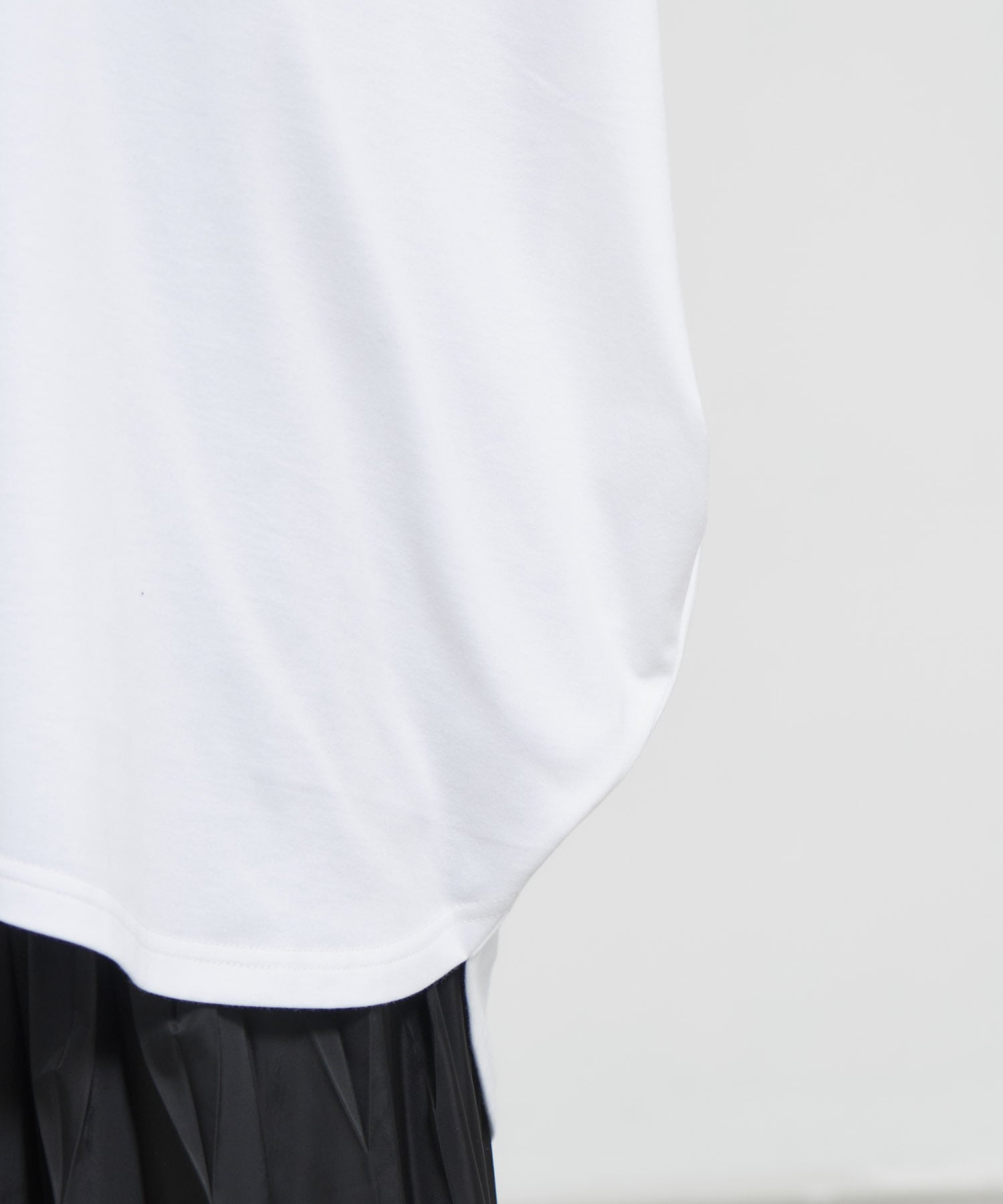 HALF-SLEEVES HEXAGON T-SHIRT ENFOLD