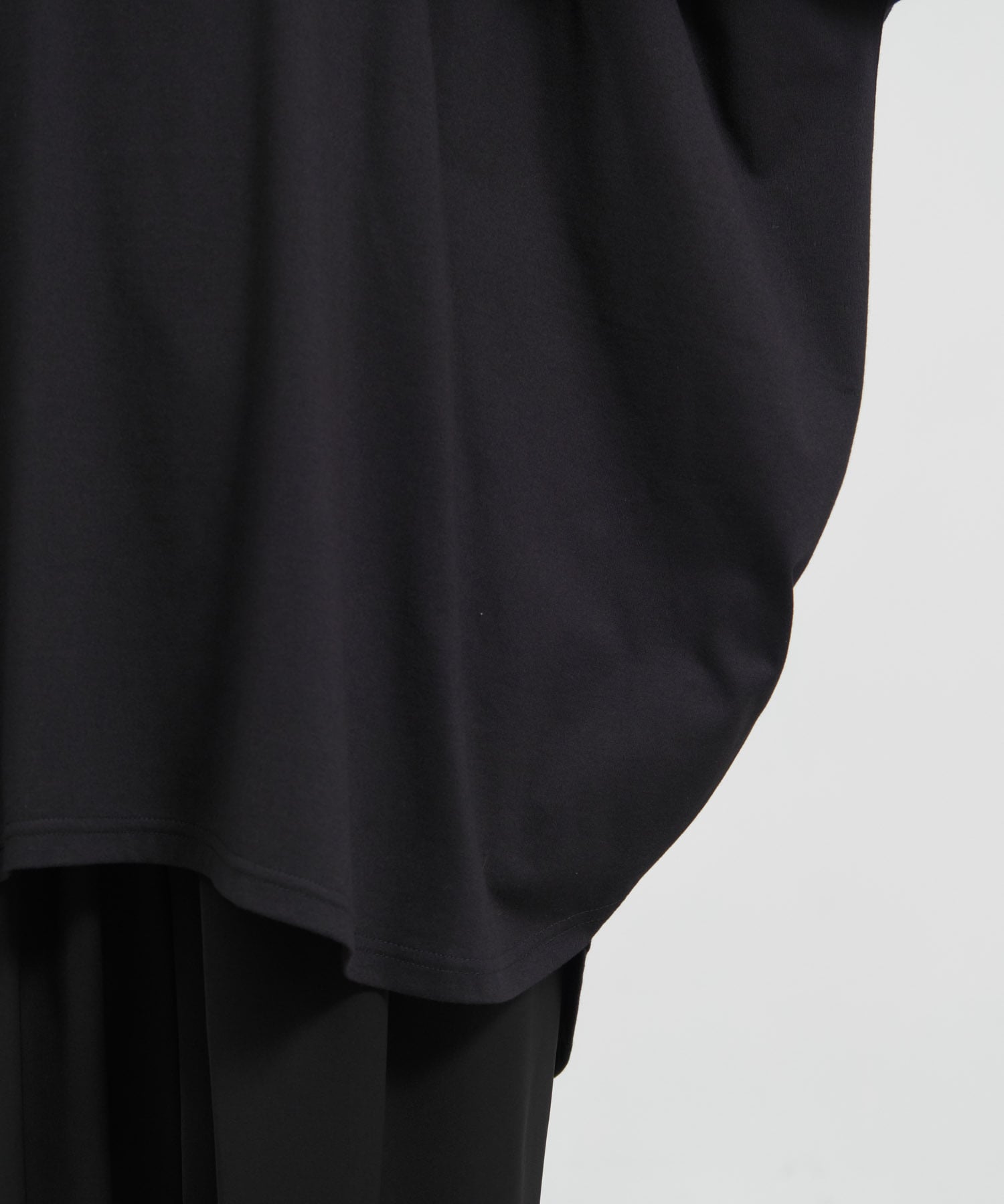 HALF-SLEEVES HEXAGON T-SHIRT ENFOLD