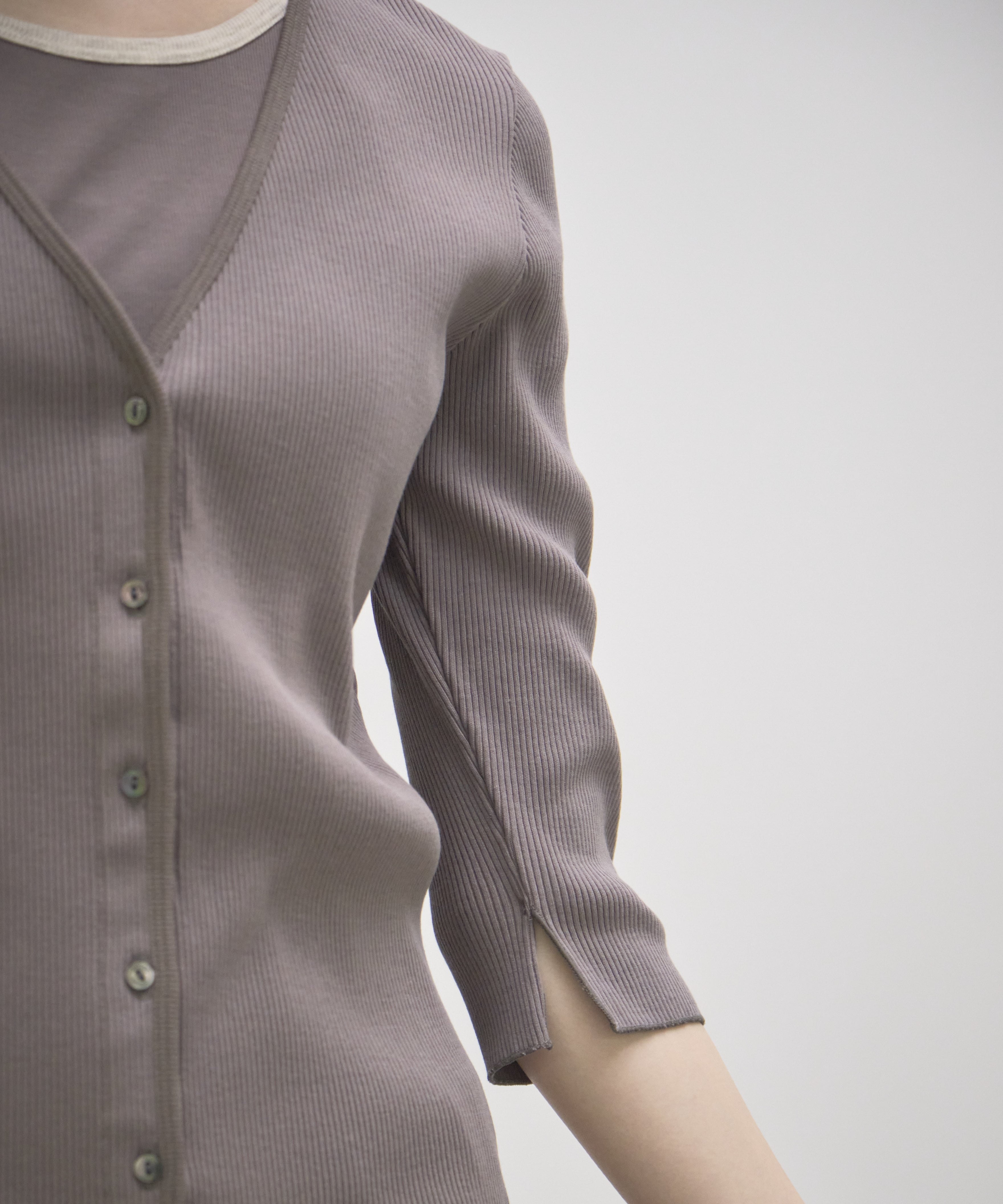 V Neck 3/4 Sleeve Cardigan GOOD PEOPLE GOOD STITCHING GOOD PRODUCT