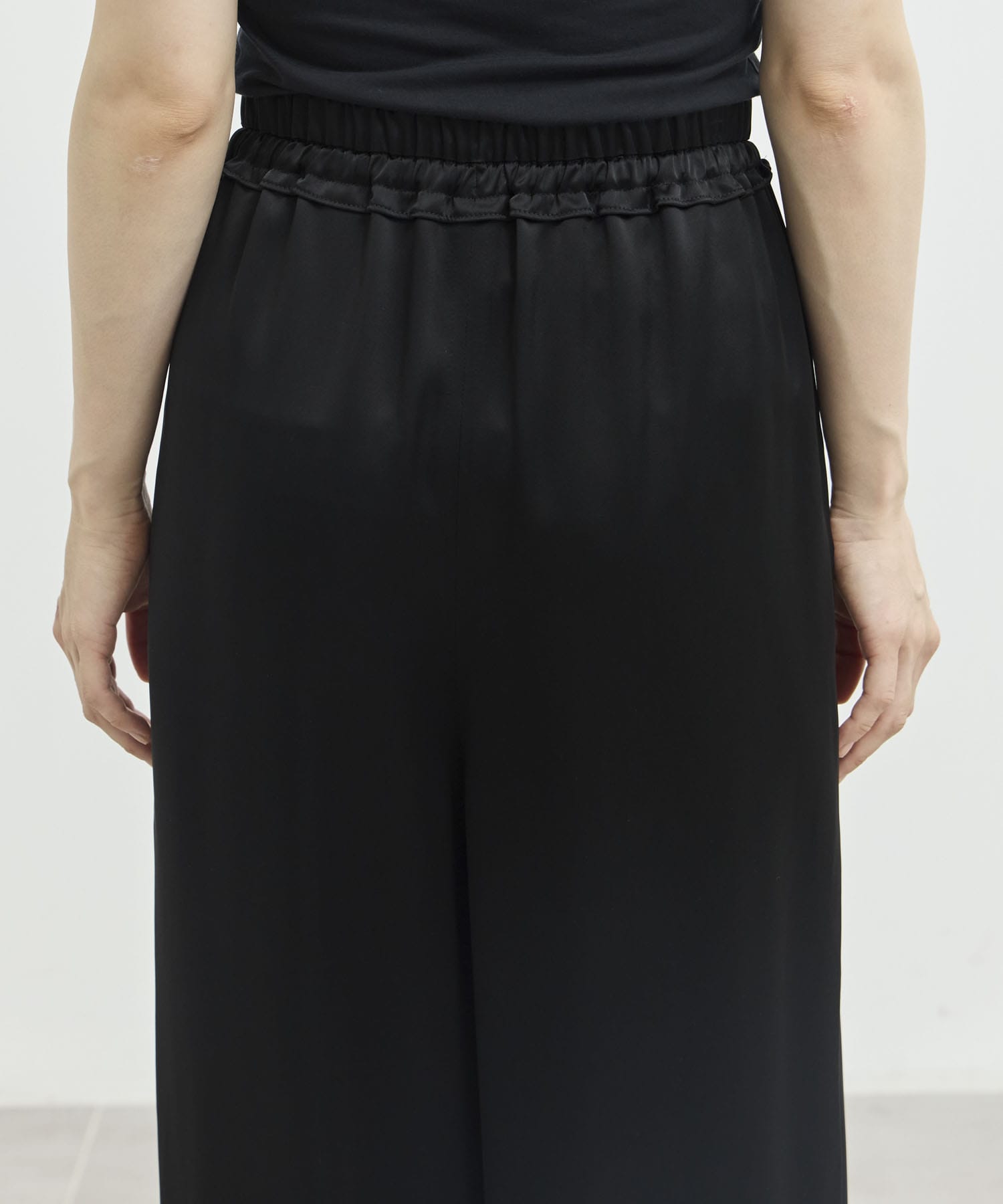 GATHER WIDE-TROUSERS ENFOLD