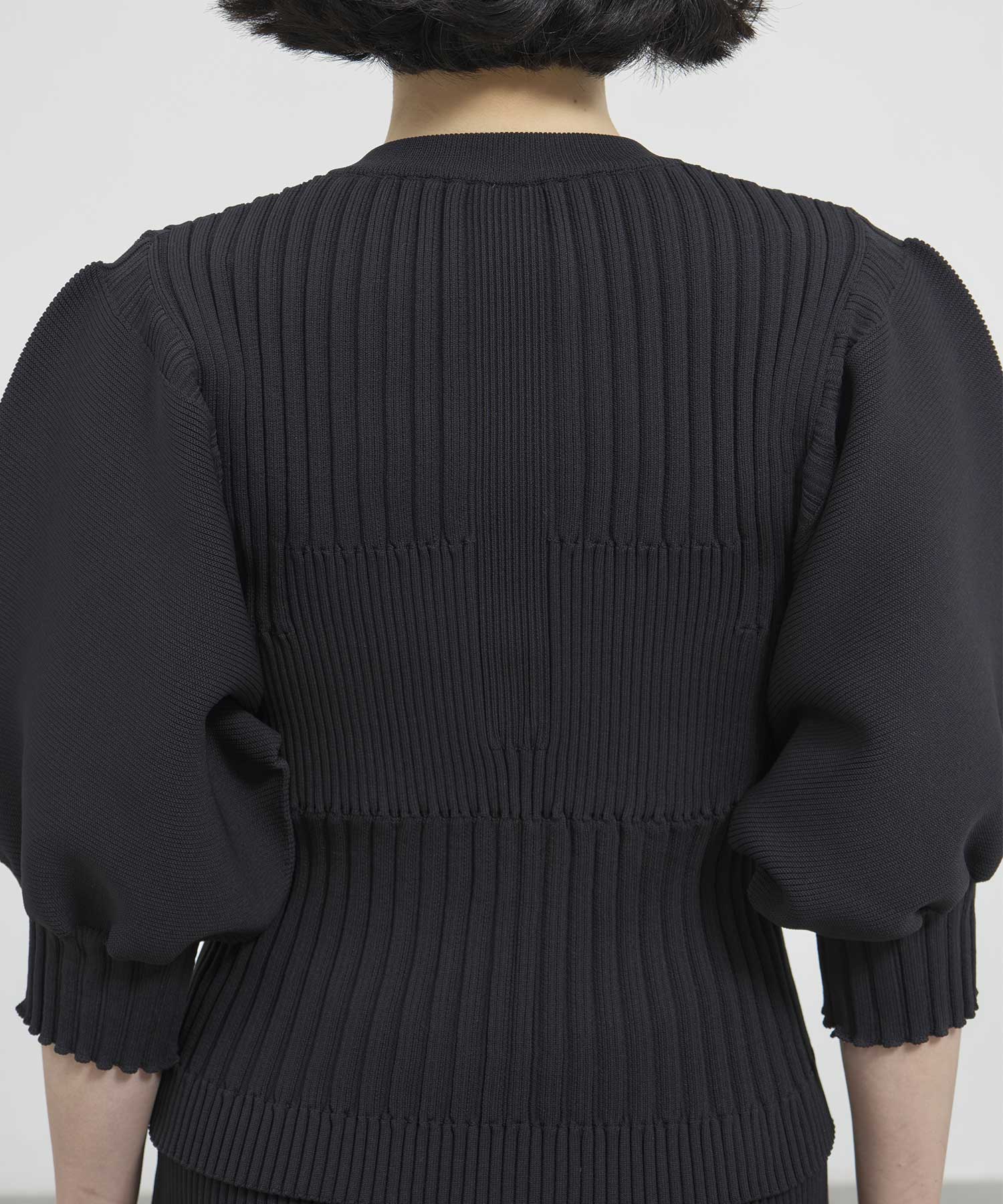 FLUTED SHORT PUFF SLEEVE CARDIGAN CFCL