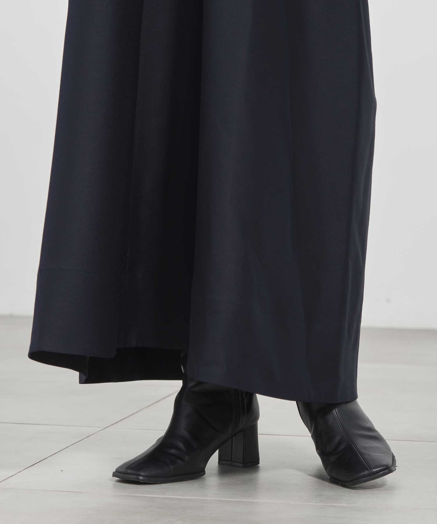 ELIANA HARUNOBU MURATA