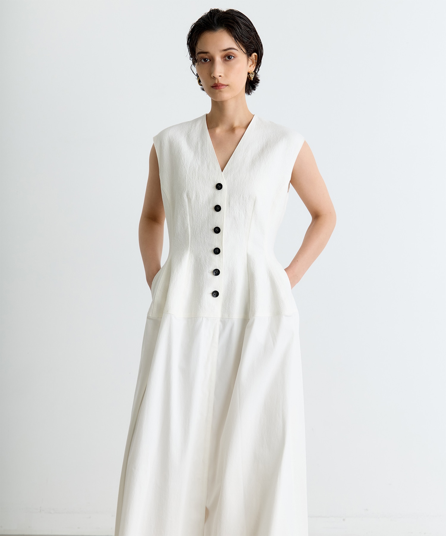 別注 Ilsa sleeveless dress AKIRANAKA