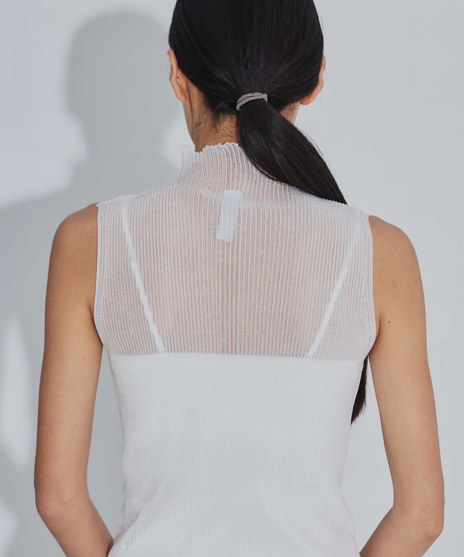 HYPHA LUCENT GLITTER SLEEVELESS TOP CFCL