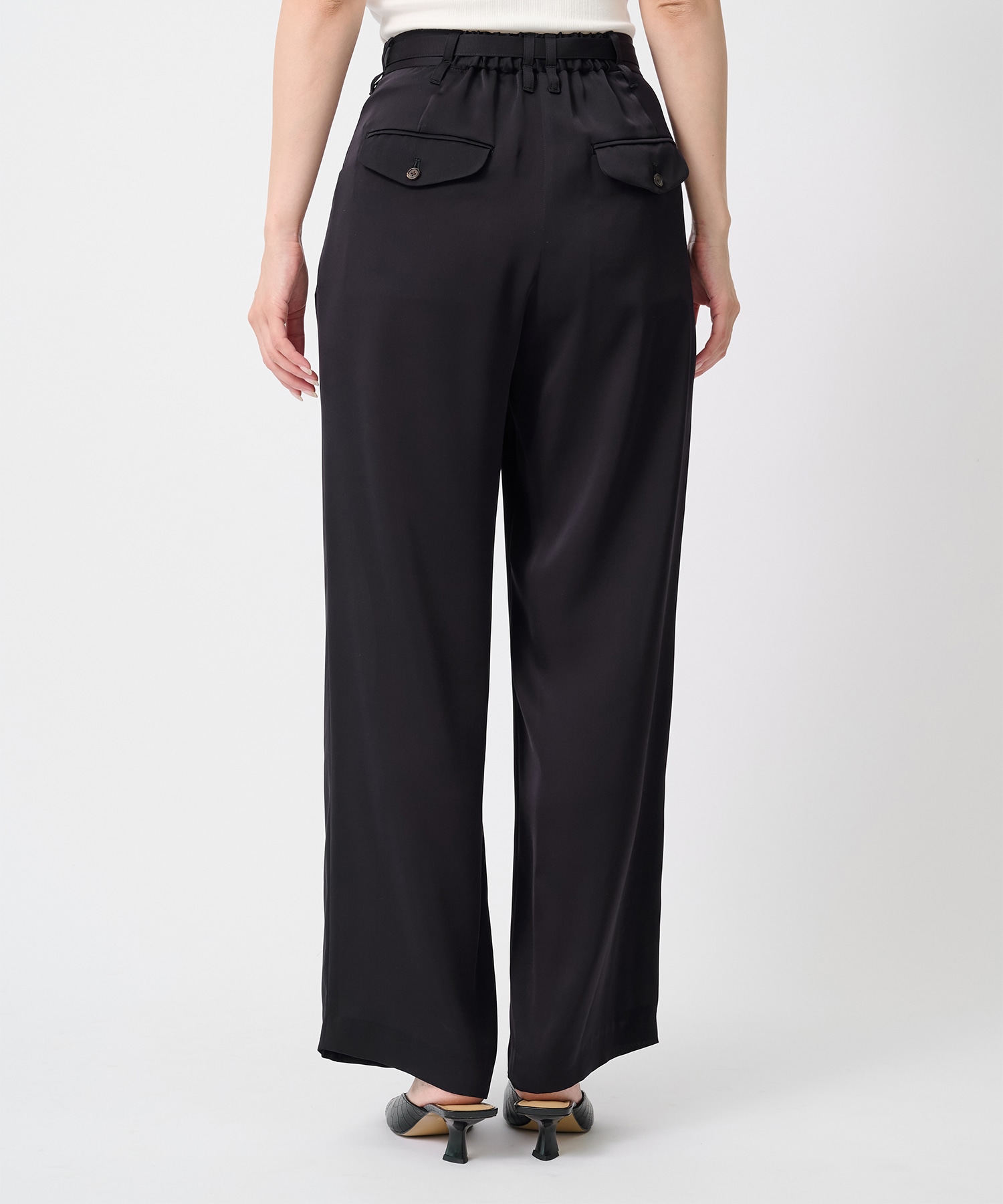 Satin Straight Pants THE TOKYO