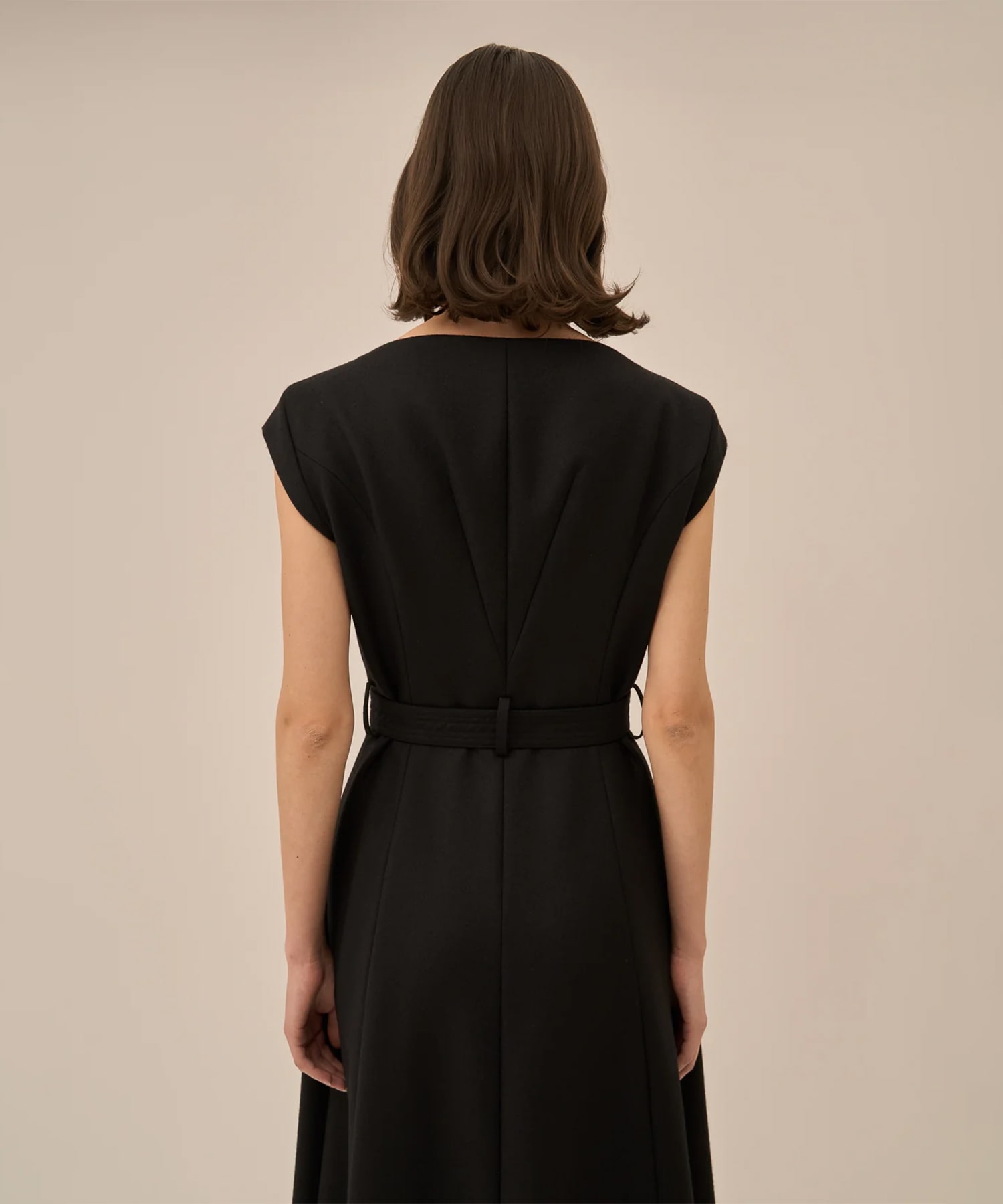 Sesilia dress AKIRANAKA