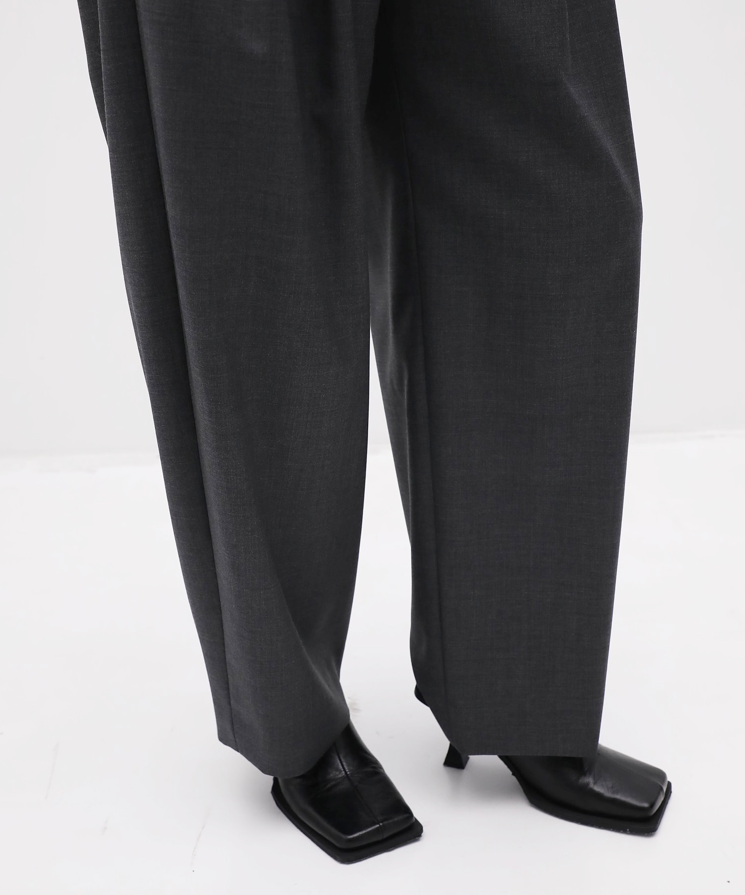 Curve Wide Pants THE TOKYO