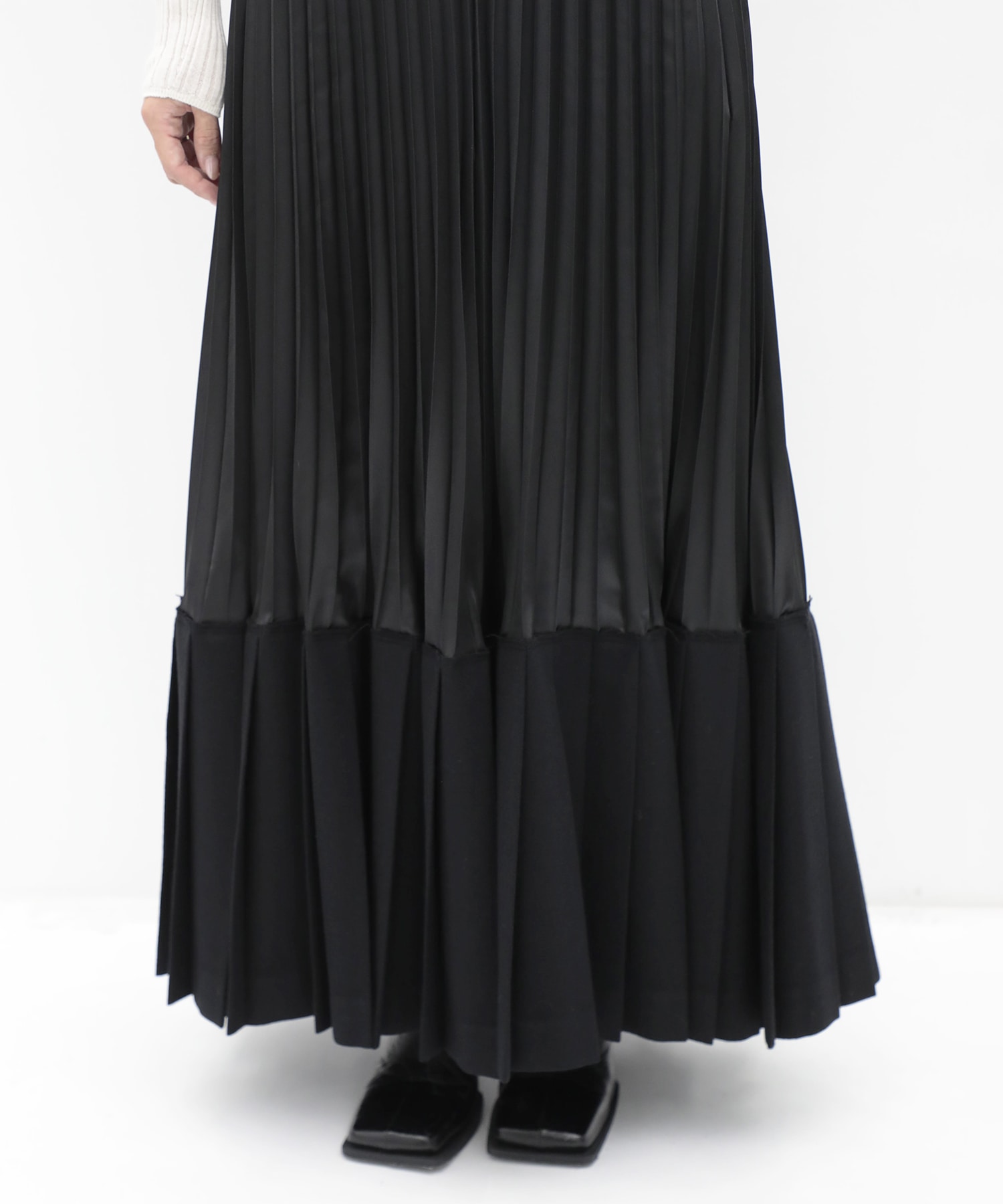 JR-S021-051 Pleats Skirt JUNYA WATANABE