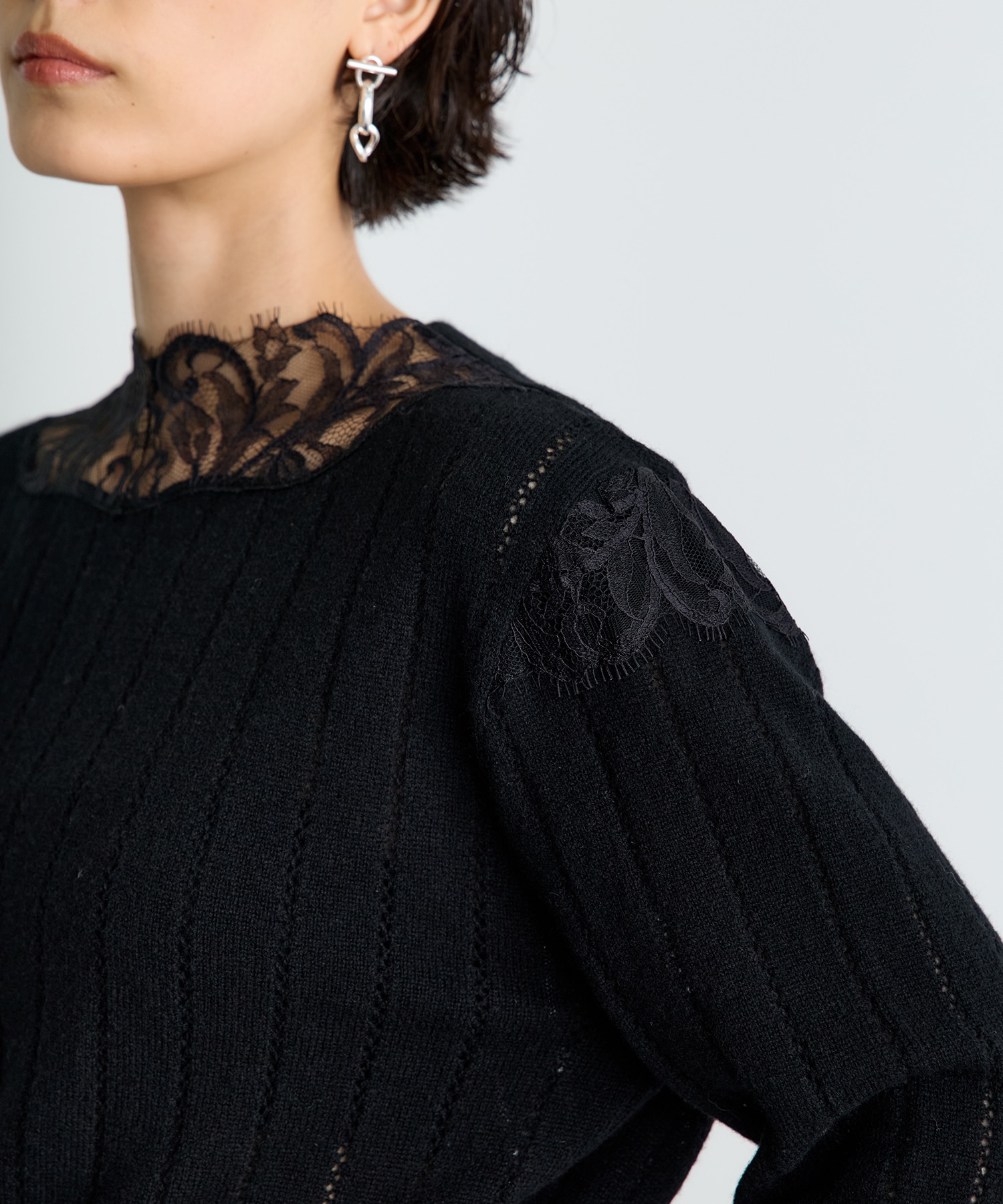 HAIRY LACE PANELED CROPPED PULLOVER FETICO