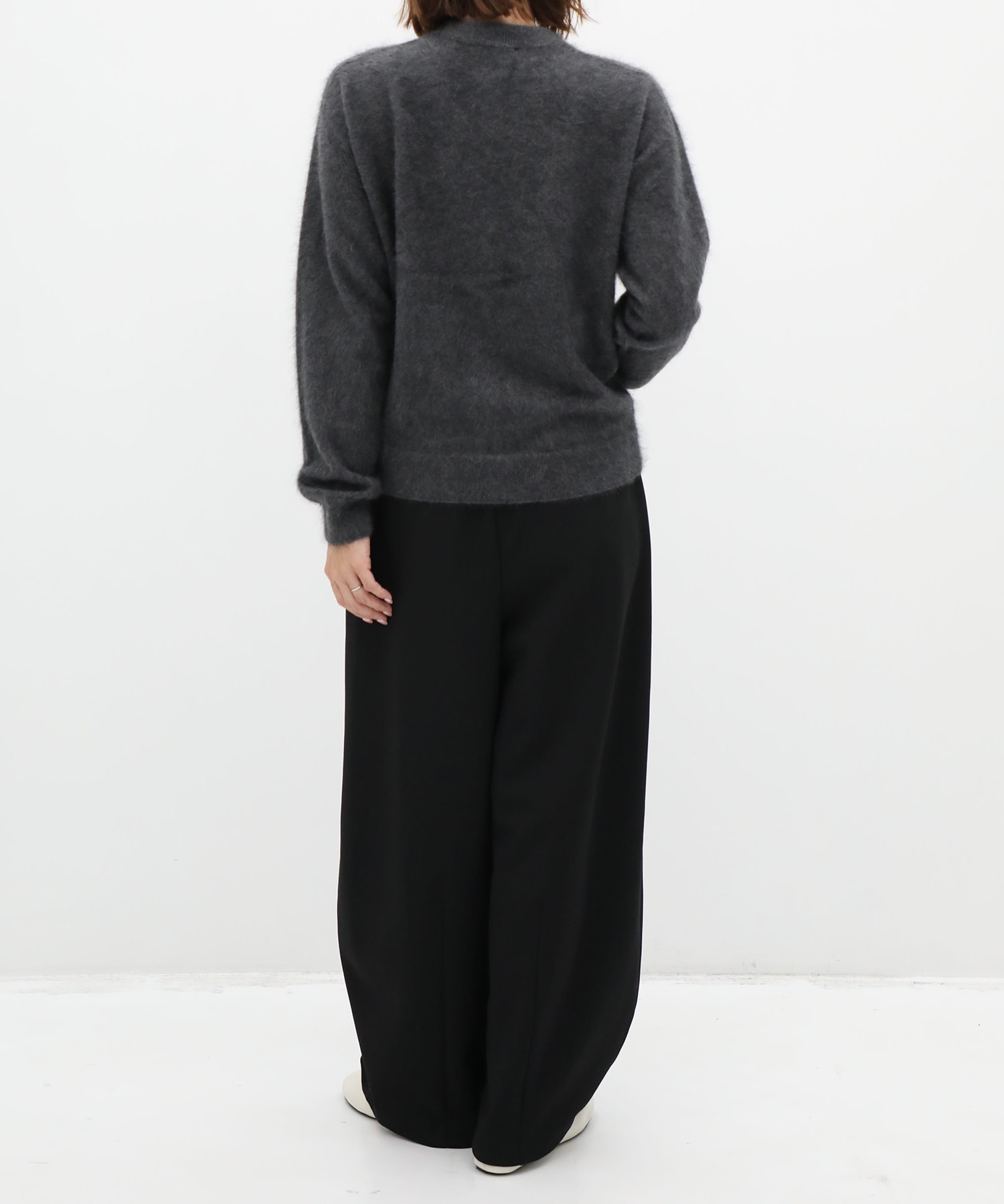 ROYAL CASHMERE FUR CREWNECK CARDIGAN ATON