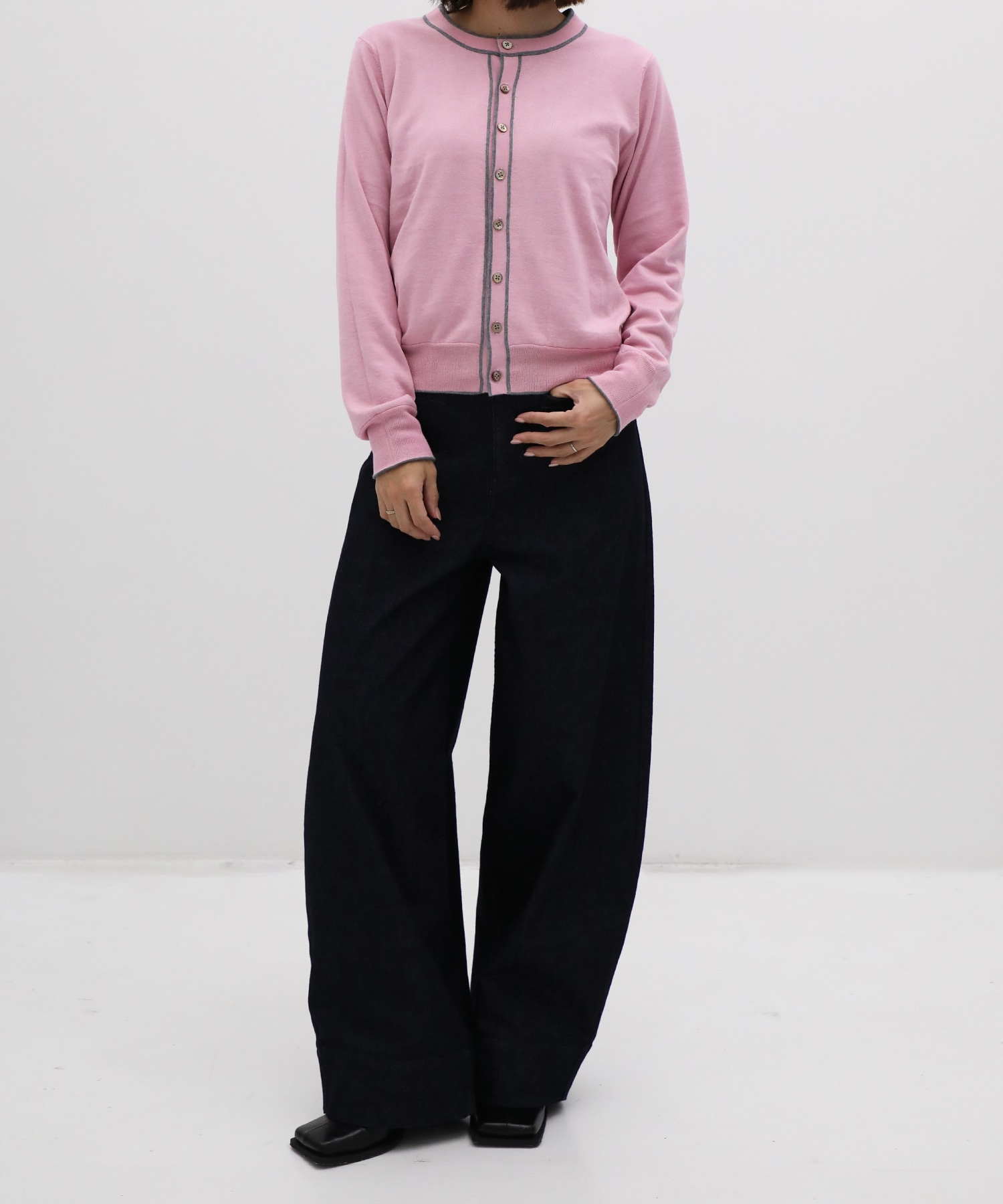 CASHMERE/SILK REVERSIBLE CREW NECK CARDIGAN THE TOKYO