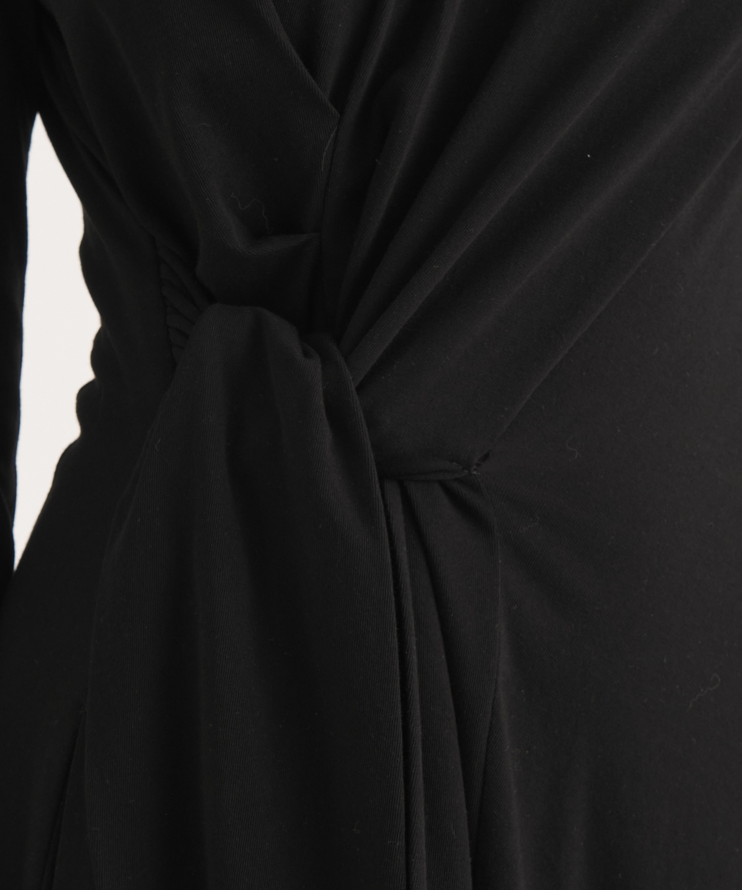 Twist Cut One-Piece RITAN