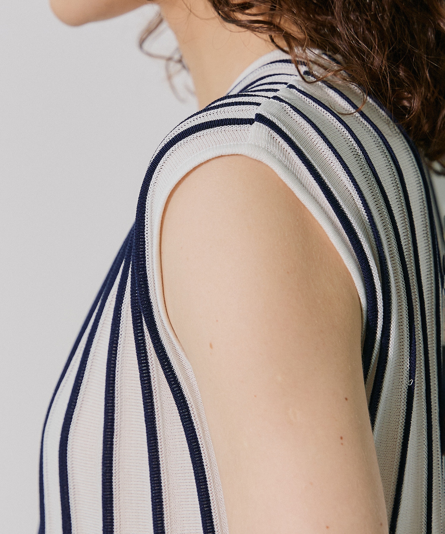 Tack  Flare Knit RITAN