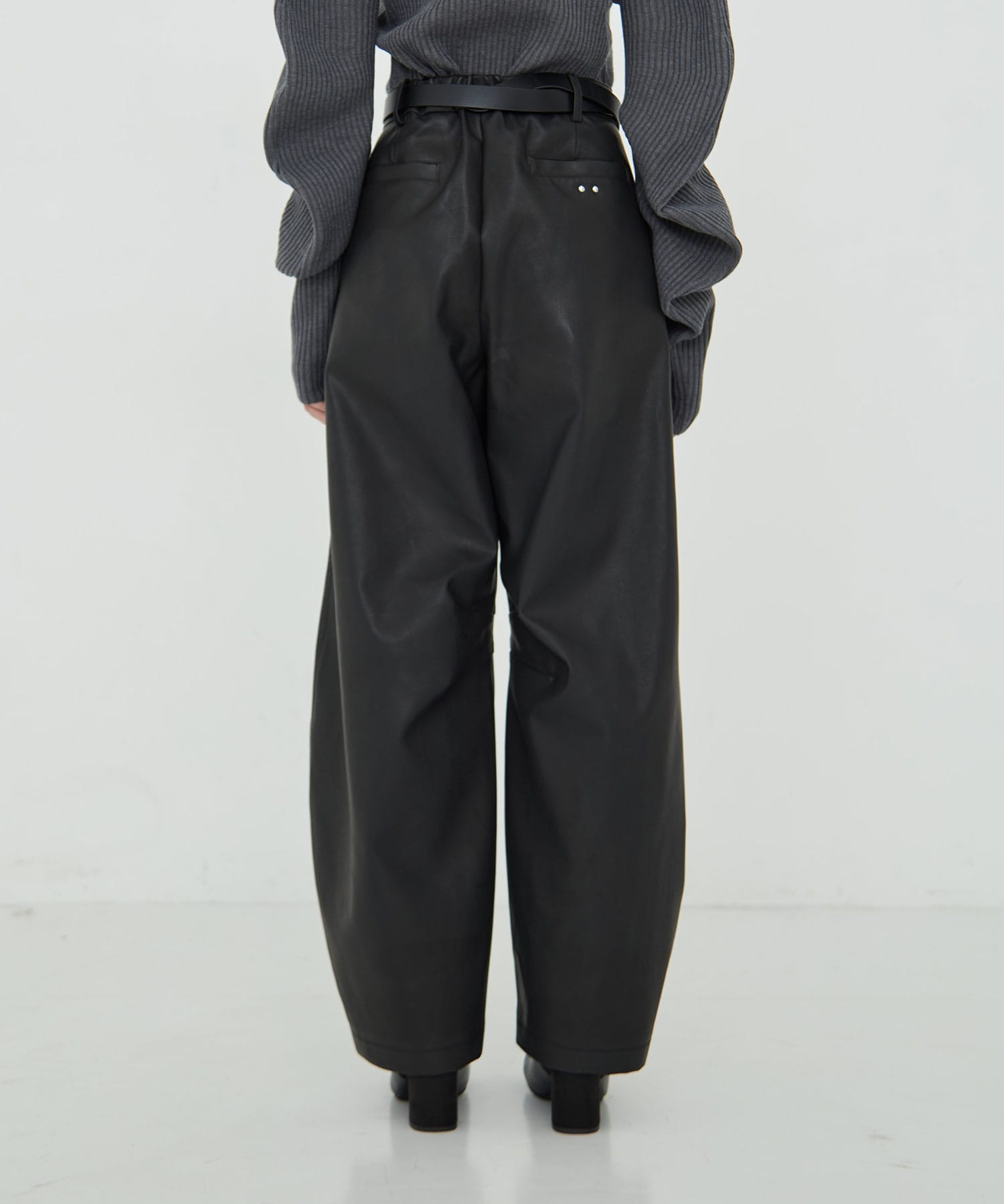 Leather Curve  Pants RITAN