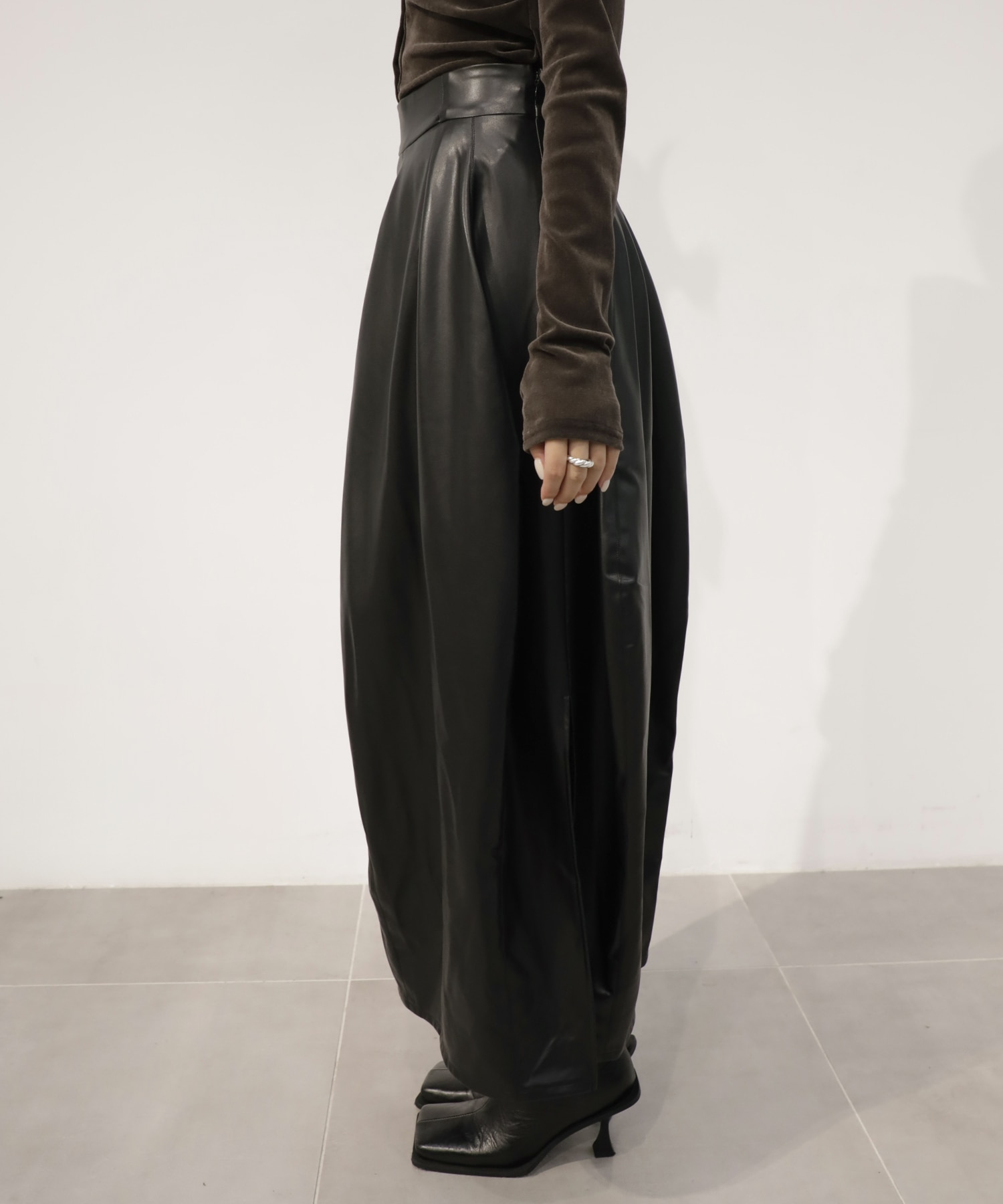 Arch Pattern Leather Skirt RITAN