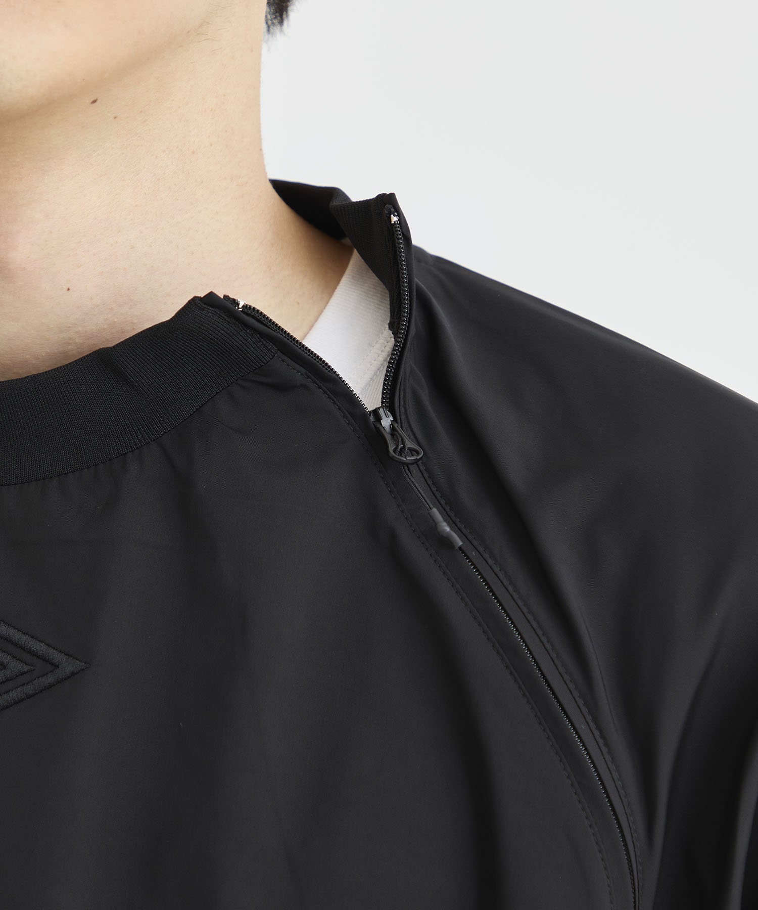 ×UMBRO PULLOVER White Mountaineering