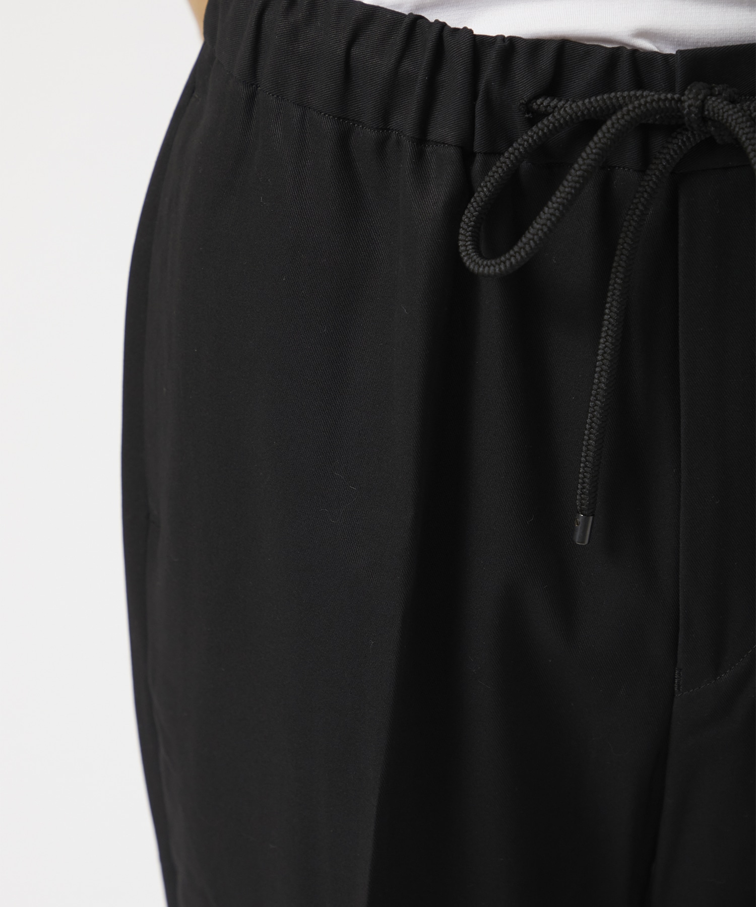 FLAT TAPERED EASY TROUSERS MARKAWARE