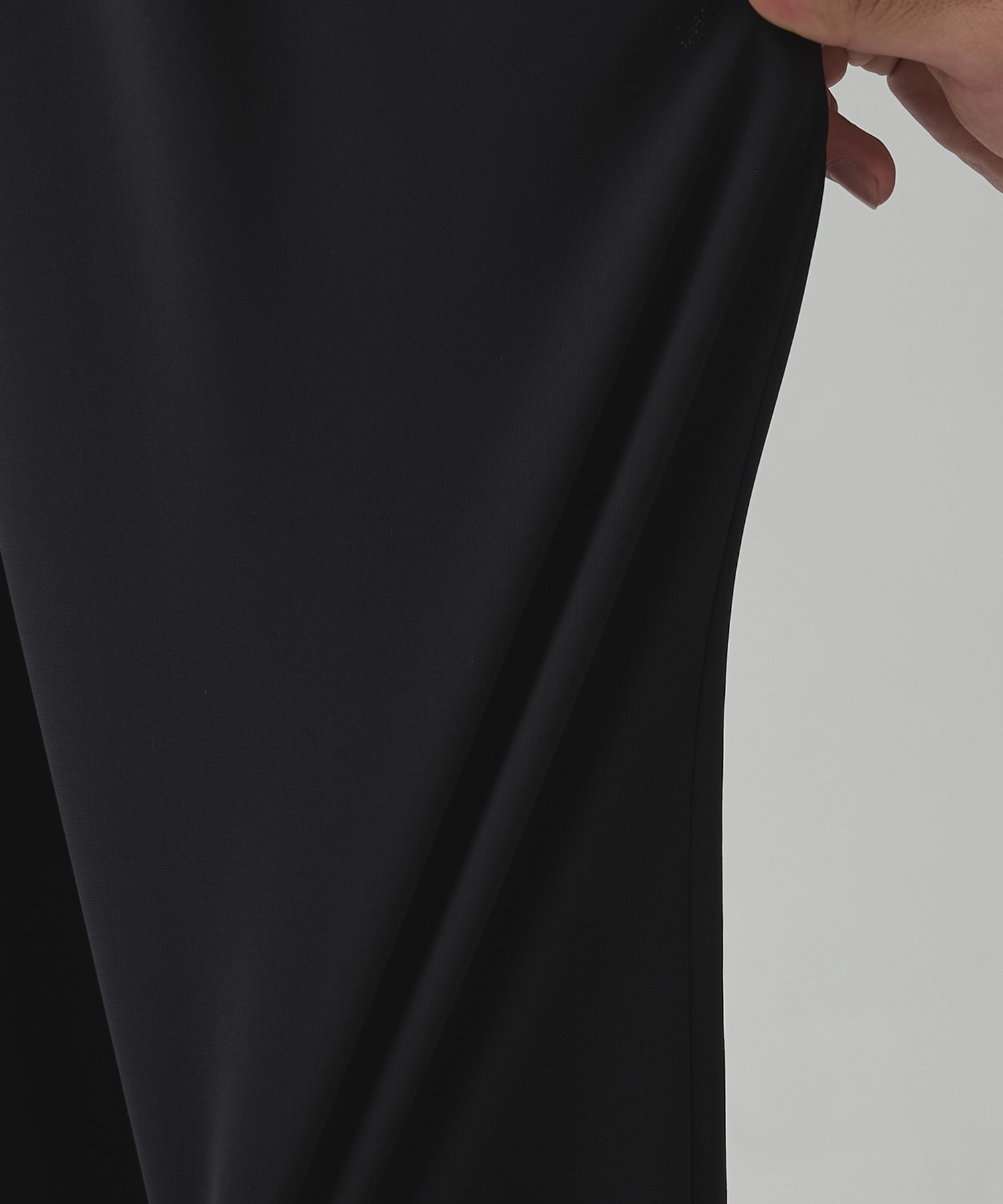 MATTE WASHABLE HIGH FUNCTION JERSEY WIDE TAPERED PANTS THE TOKYO