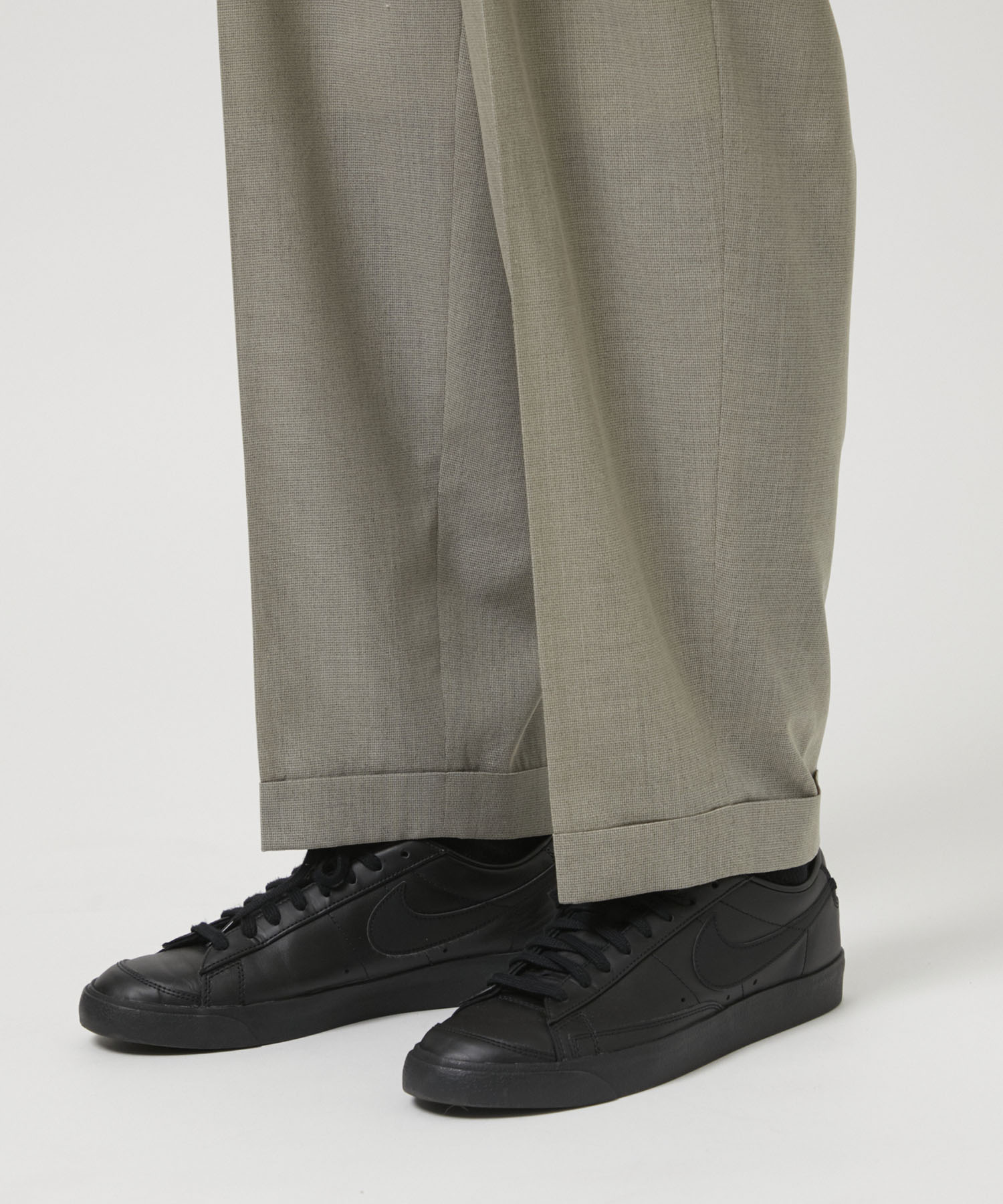 TWO TUCKS TAPERED TROUSERS IRENISA