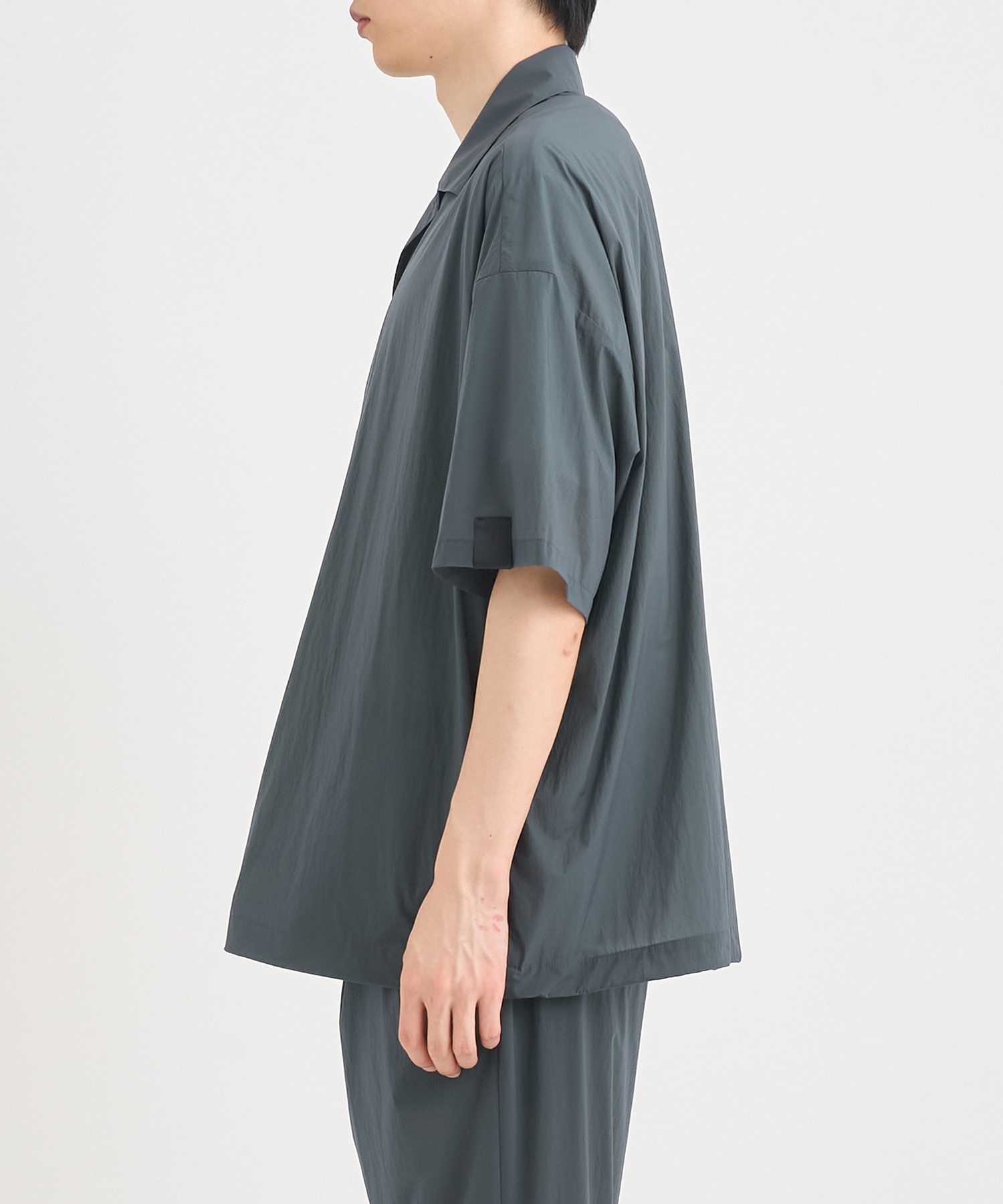 2251-SH55-005 S/S SHIRT N.HOOLYWOOD