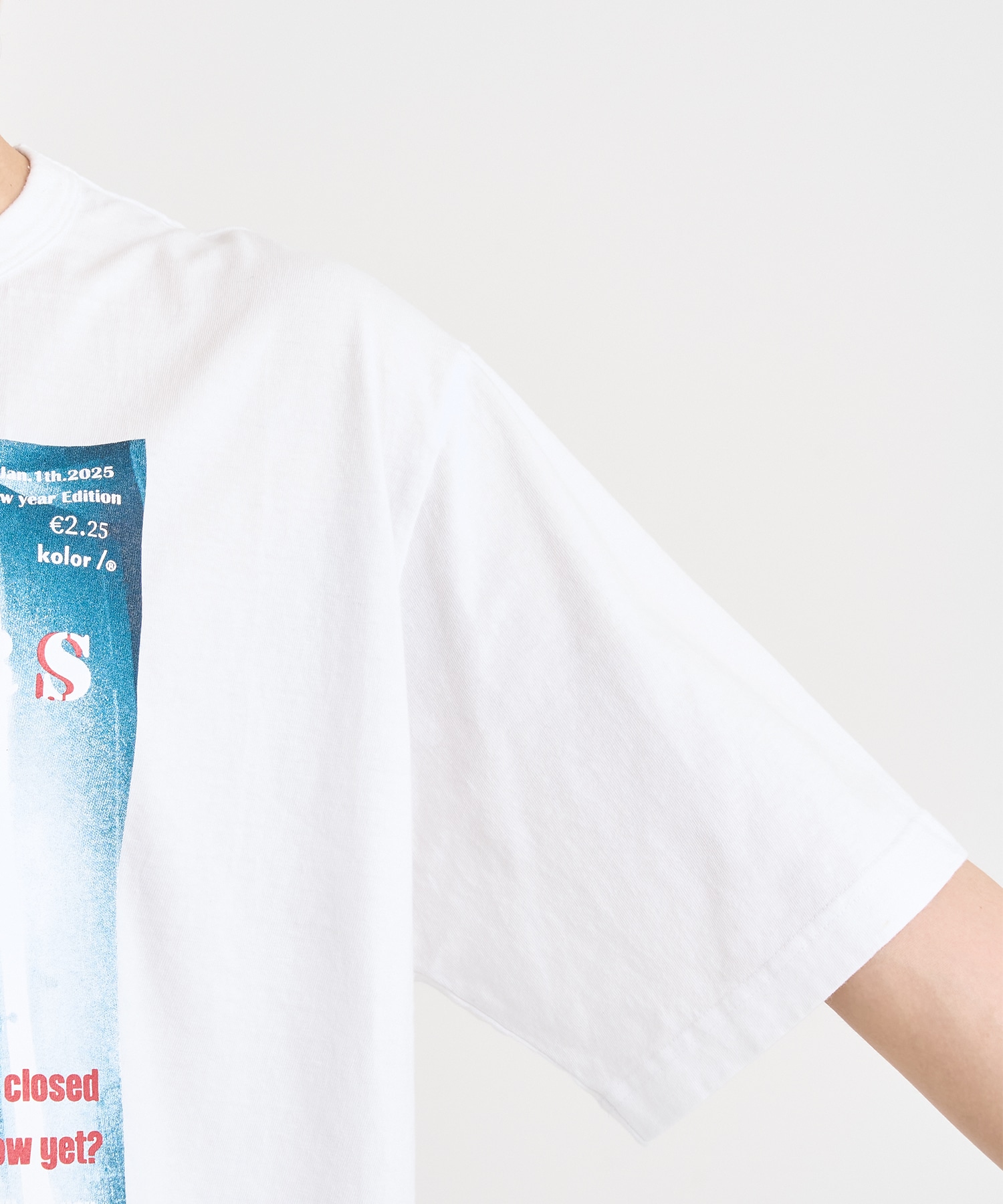 25WCM-T06204 S/S TEE FLYING kolor