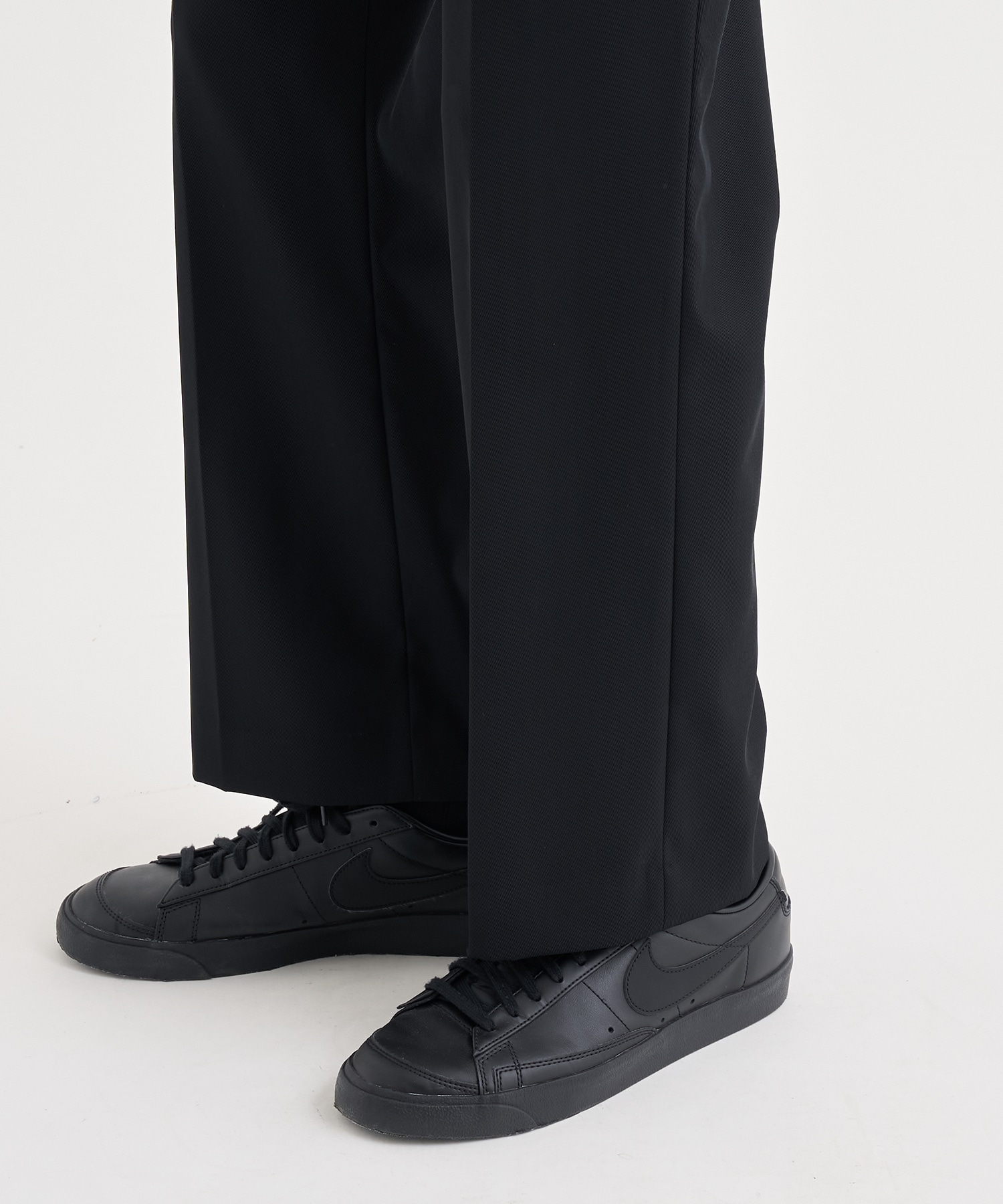 別注SEMI FLARED PANTS IRENISA